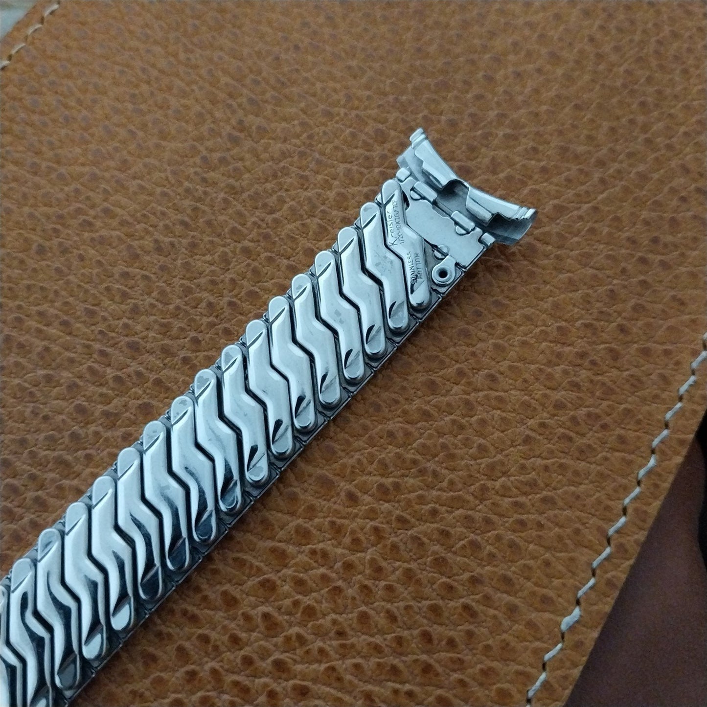 Vintage 19mm 18mm 16mm White Gold-Filled Kreisler USA 1950s Expansion Watch Band