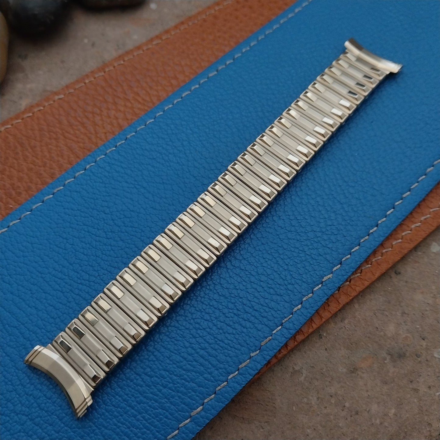 16mm 18mm 19mm Gold-Filled Classic Stretch Kreisler NOS 1950s Vintage Watch Band