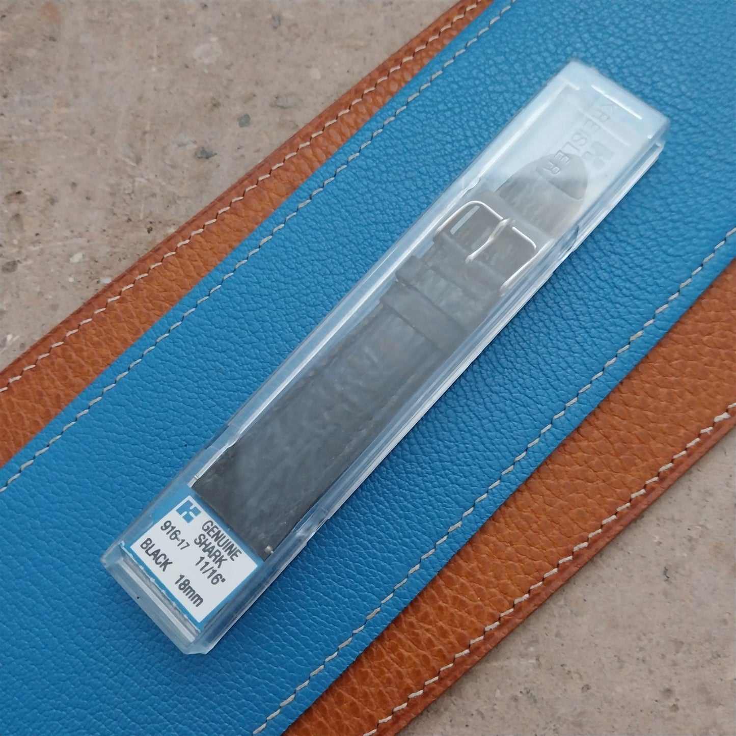 18mm Kreisler Black Shark Unused Vintage Watch Band & Stainless Buckle