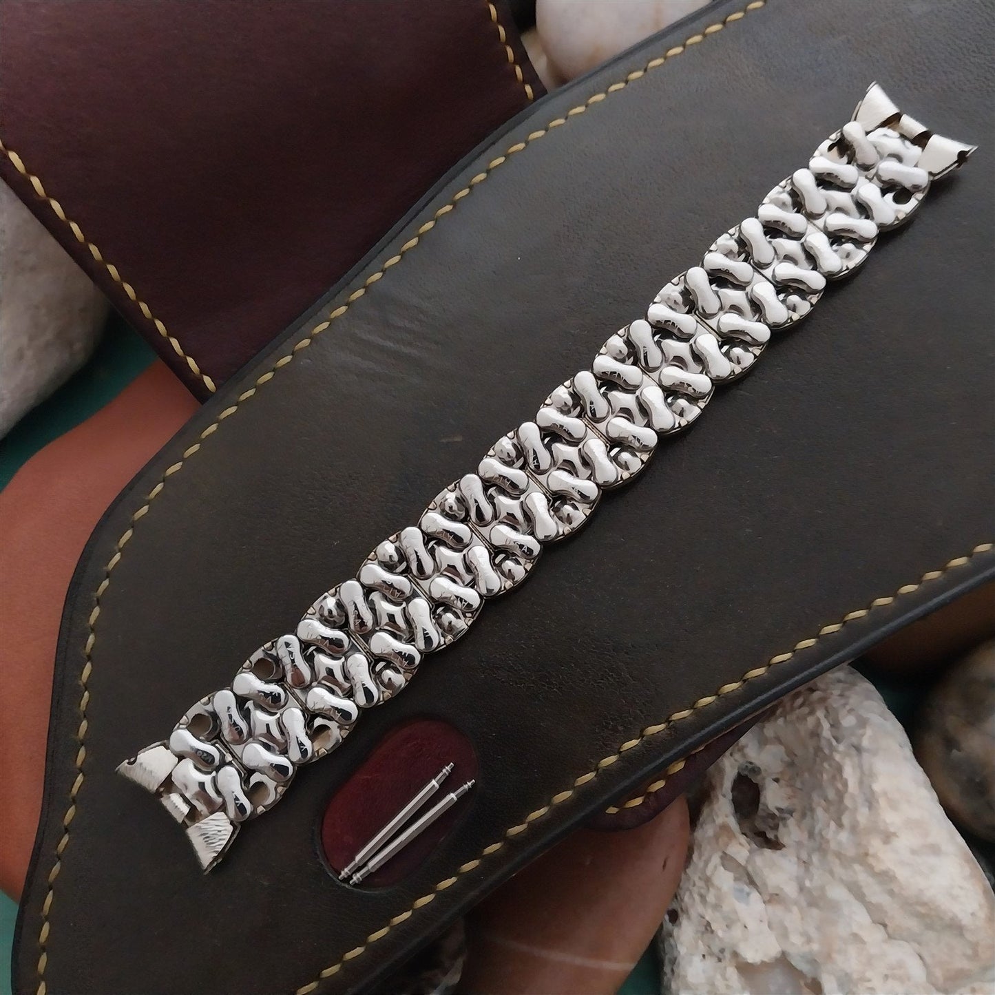 3/4" Apex White Gold-Fill Quadra-Flex Stretch Unused MCM 1950s Vintage Watch Bad