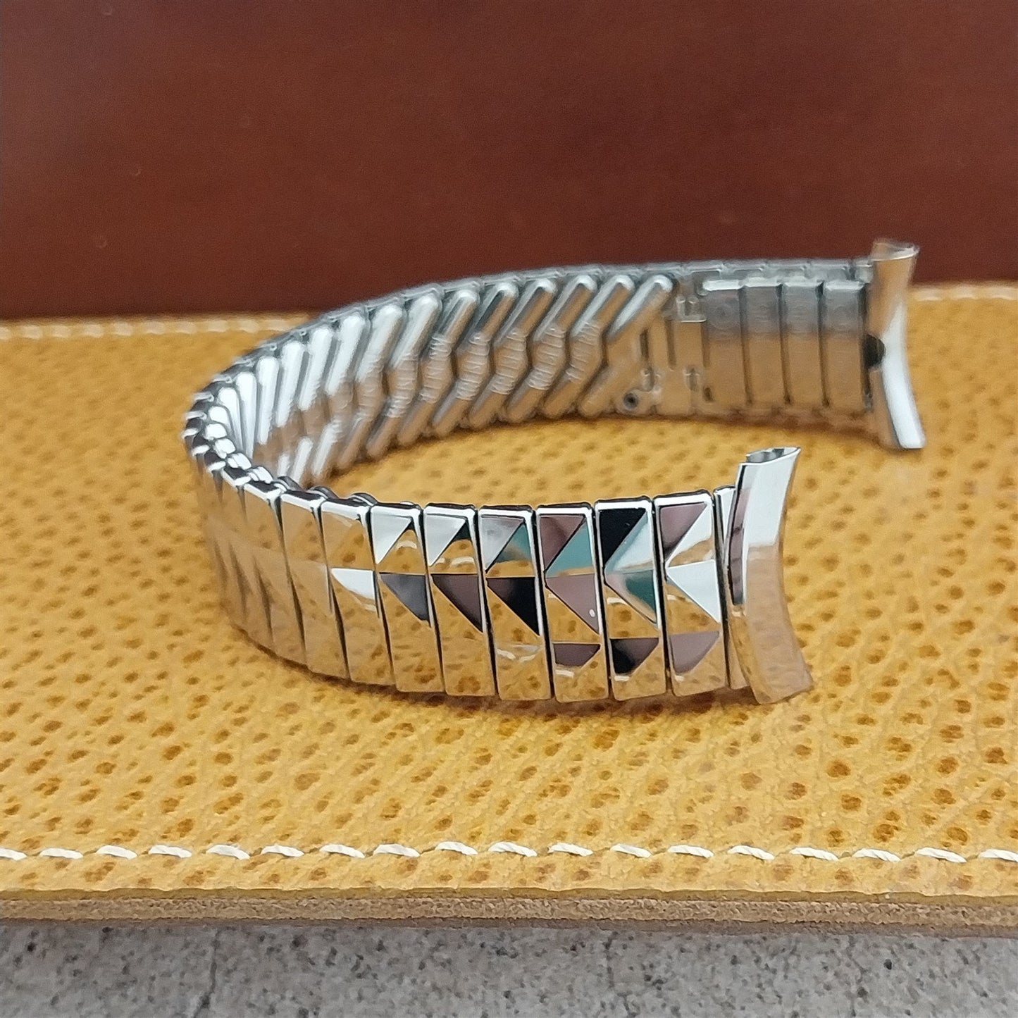Kreisler 19mm 18mm 16mm Stainless Steel Stretch Unused 1960s Vintage Watch Band