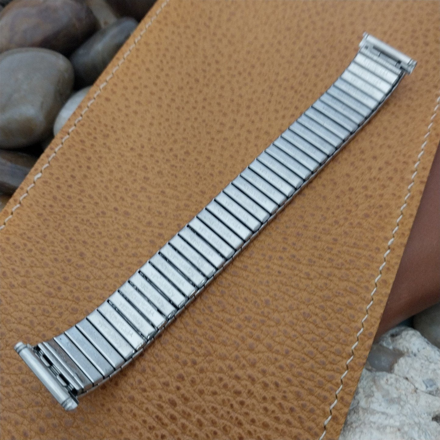Kreisler 19mm 18mm 17mm Stainless Steel Stretch Unused 1960s Vintage Watch Band