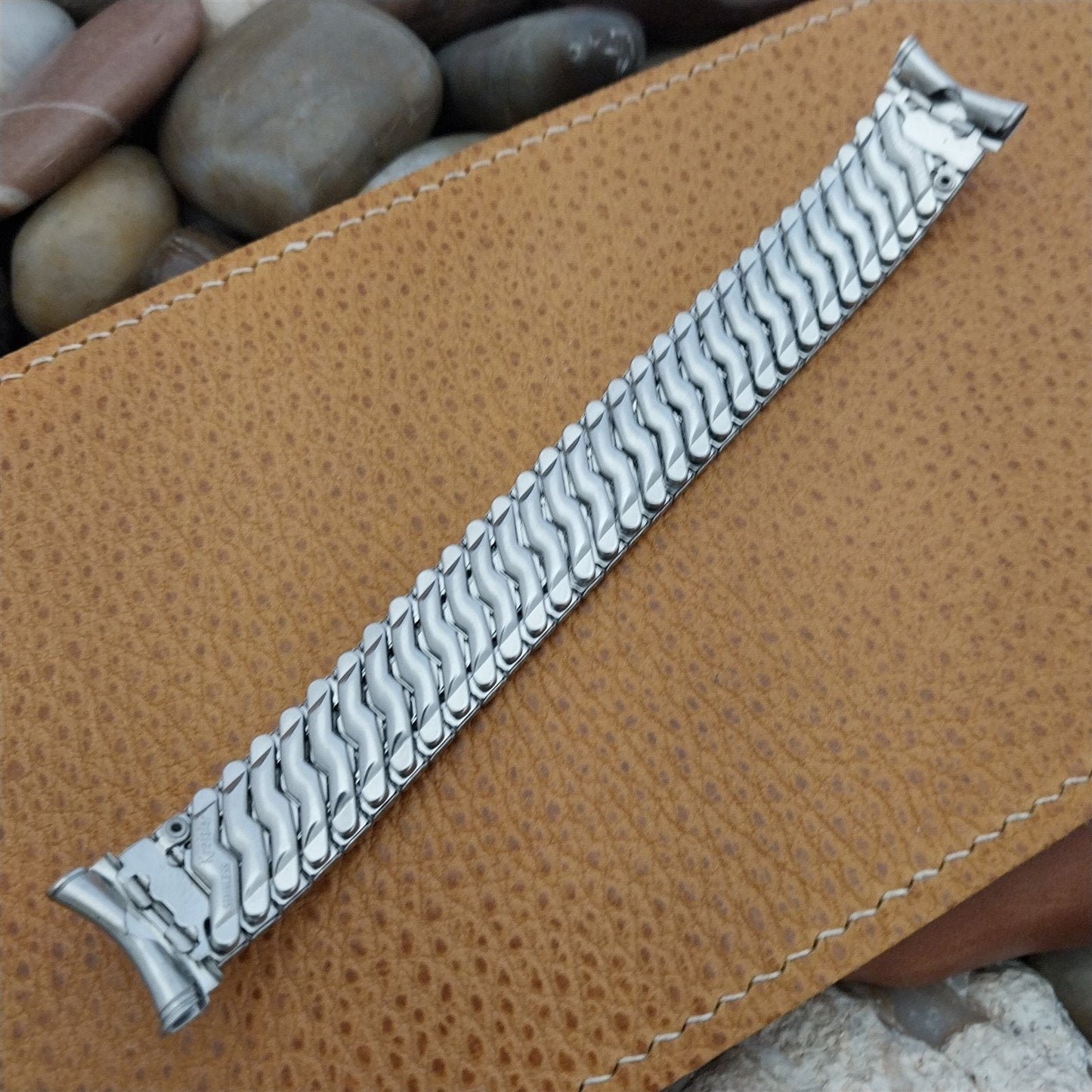 19mm 18mm 16mm Kreisler Classic Stainless Steel Unused 1960s Vintage Watch Band