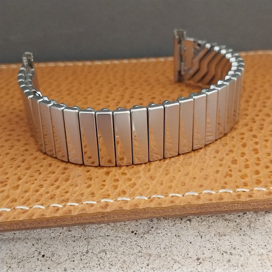 19mm Kreisler Stainless Steel nos 1950s Vintage Watch Band 16mm 17.2mm 18mm