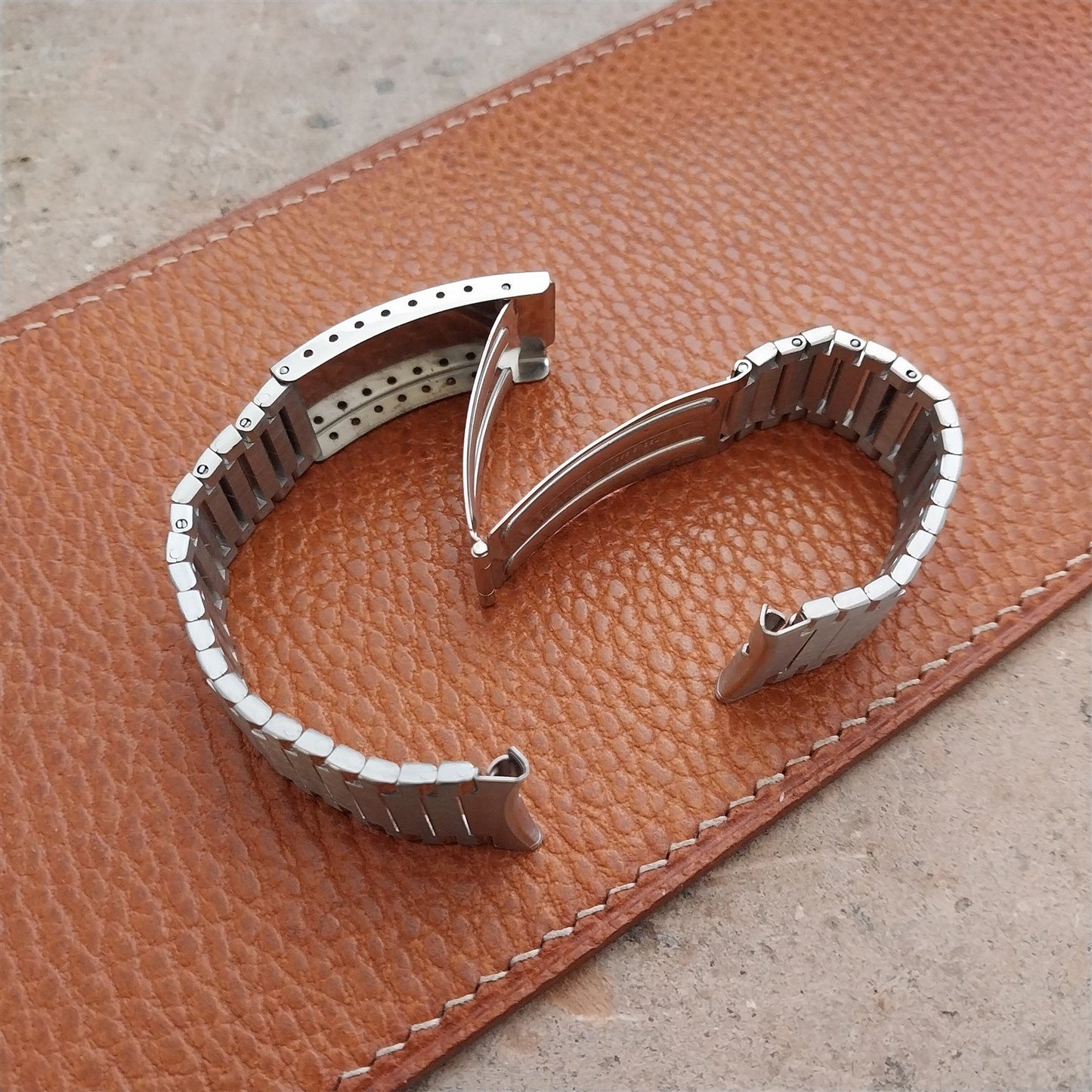 19mm 18mm 17mm Bulova Solid-Link Stainless Steel 1970s Vintage Watch Band
