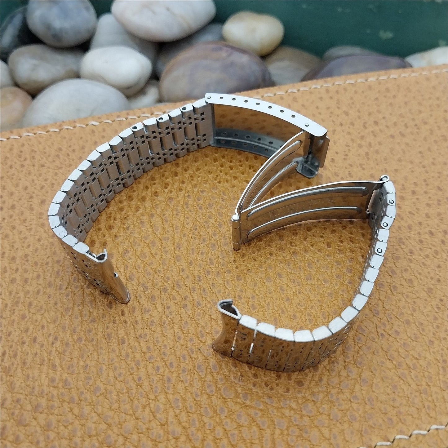 19mm Bulova Solid-Link Stainless Steel nos 1970s Vintage Watch Band 18mm