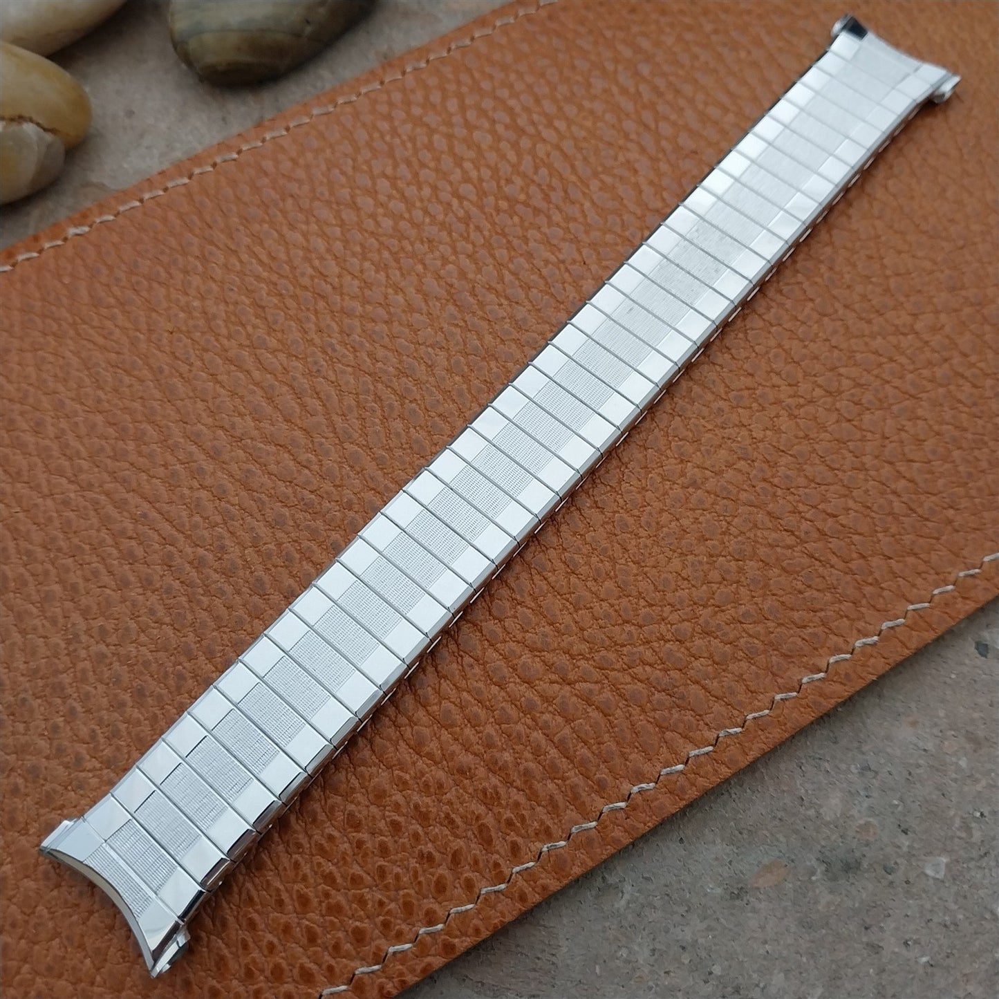 19mm 18mm 10K White Gold Filled Classic Speidel USA Cobra nos Vintage Watch Band