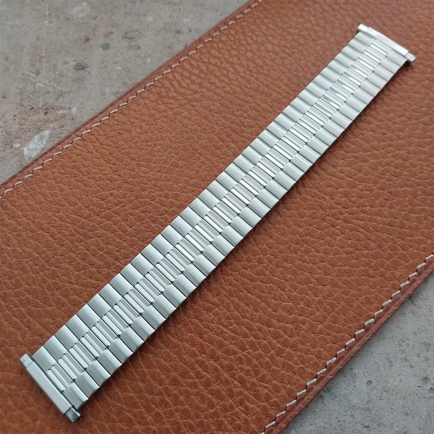 18mm 19mm 20mm 1970s Speidel USA 5 3/4" Stainless Steel Wide Unused Watch Band