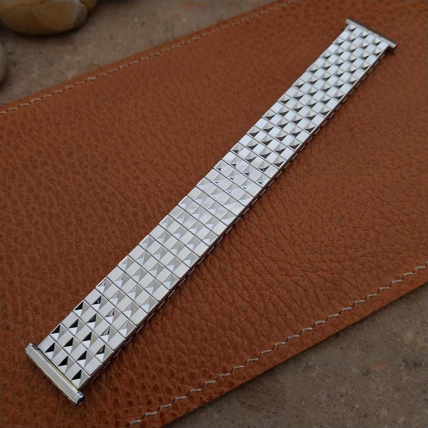 19mm 18mm 10k White Gold-Filled Speidel Patent Pending nos Vintage Watch Band