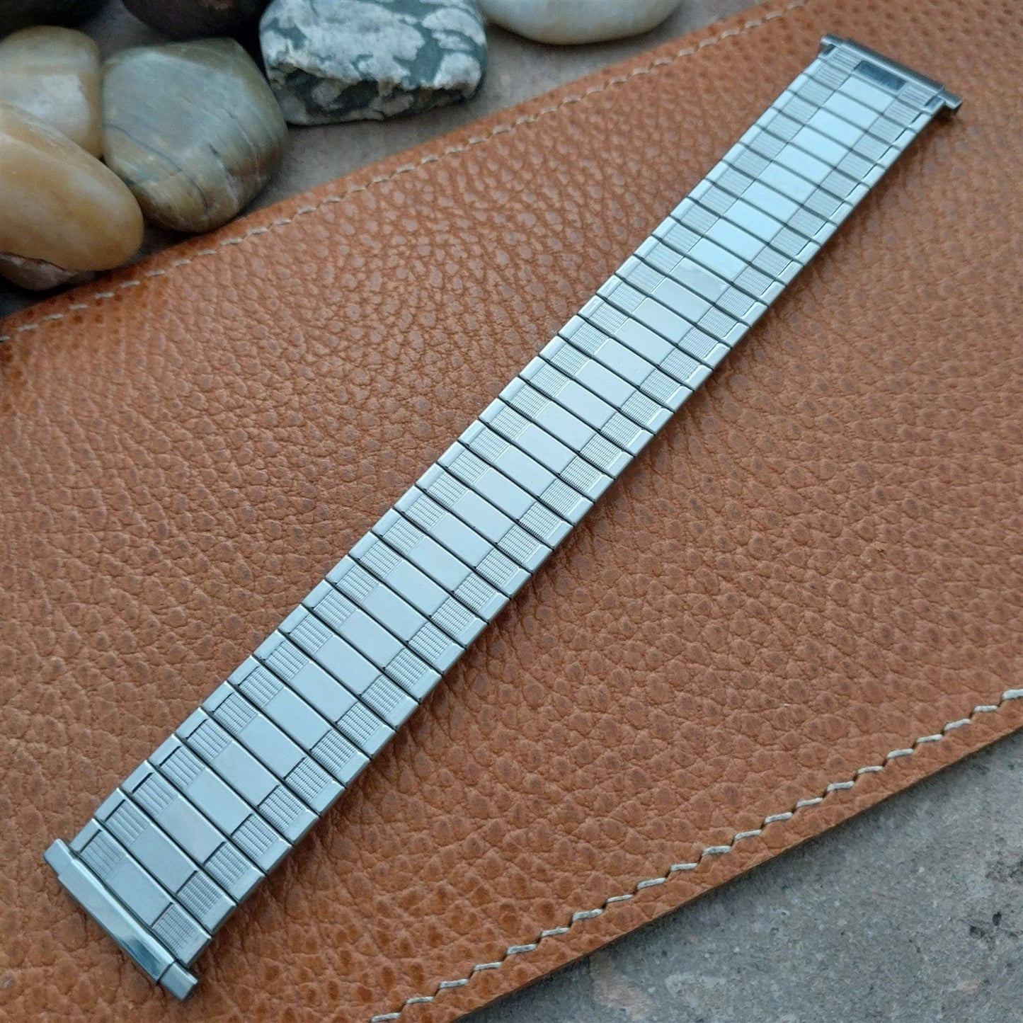 20mm 21mm Wide Stainless Steel Speidel Classic Stretch 1970s Vintage Watch Band
