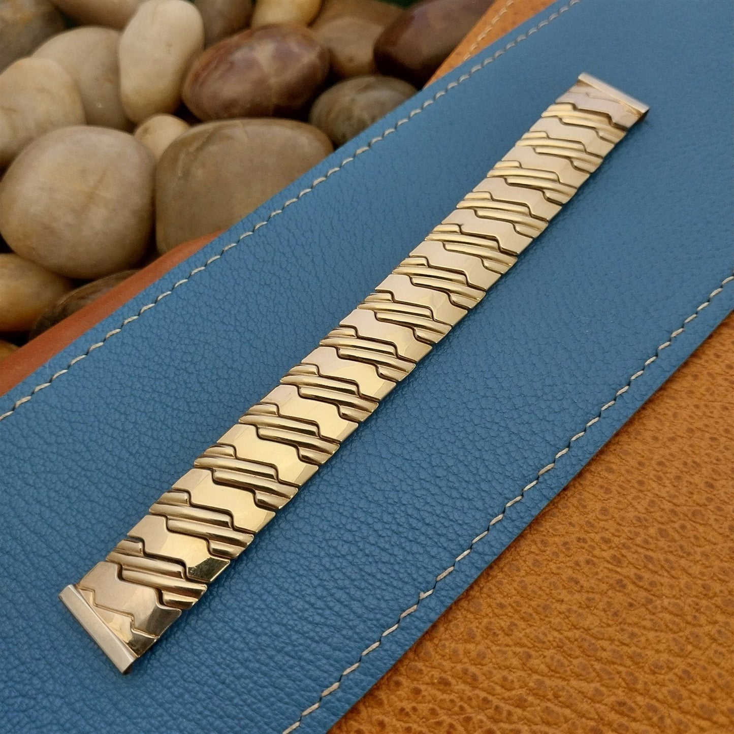 1940s 12k Gold-Filled Tex-Twist 5/8" Classic Stretch Unused Vintage Watch Band