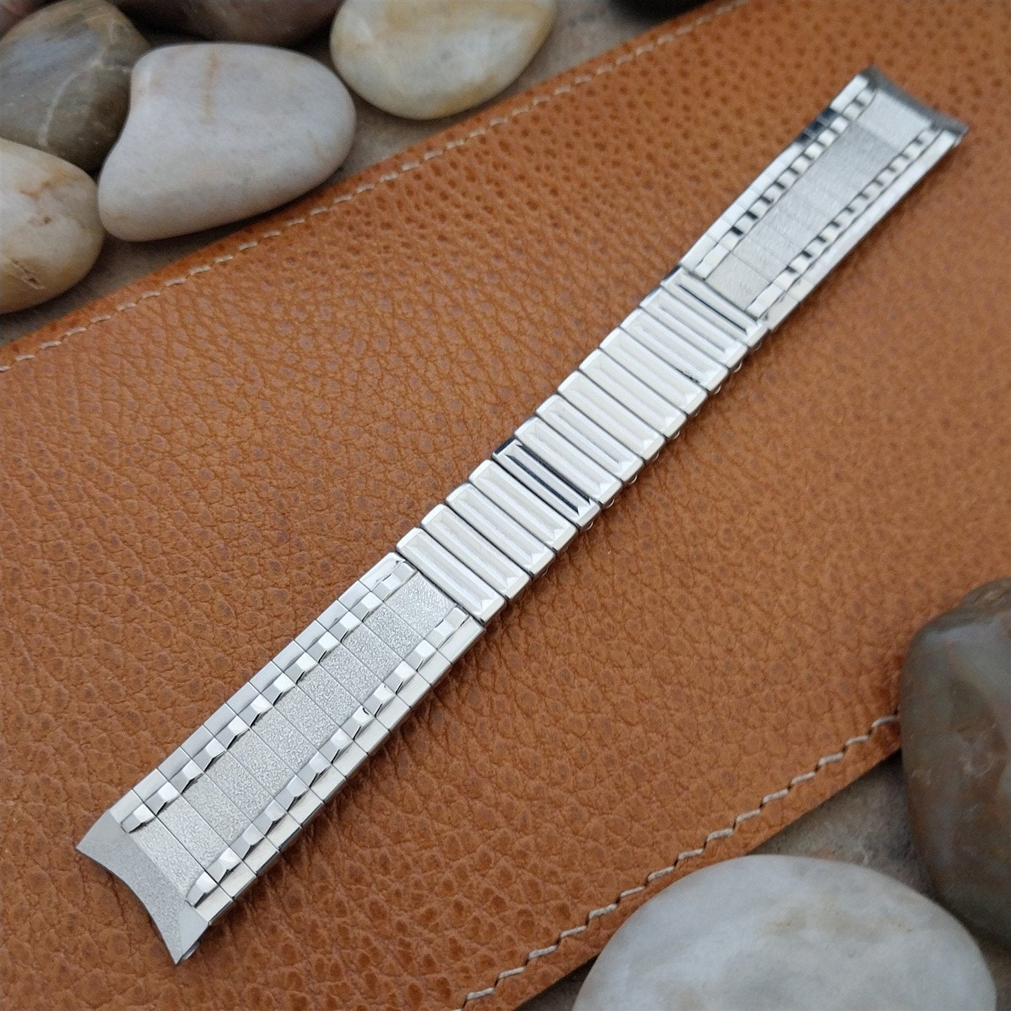 17.2mm Kreisler USA Stainless Steel nos 1960s Vintage Watch Band