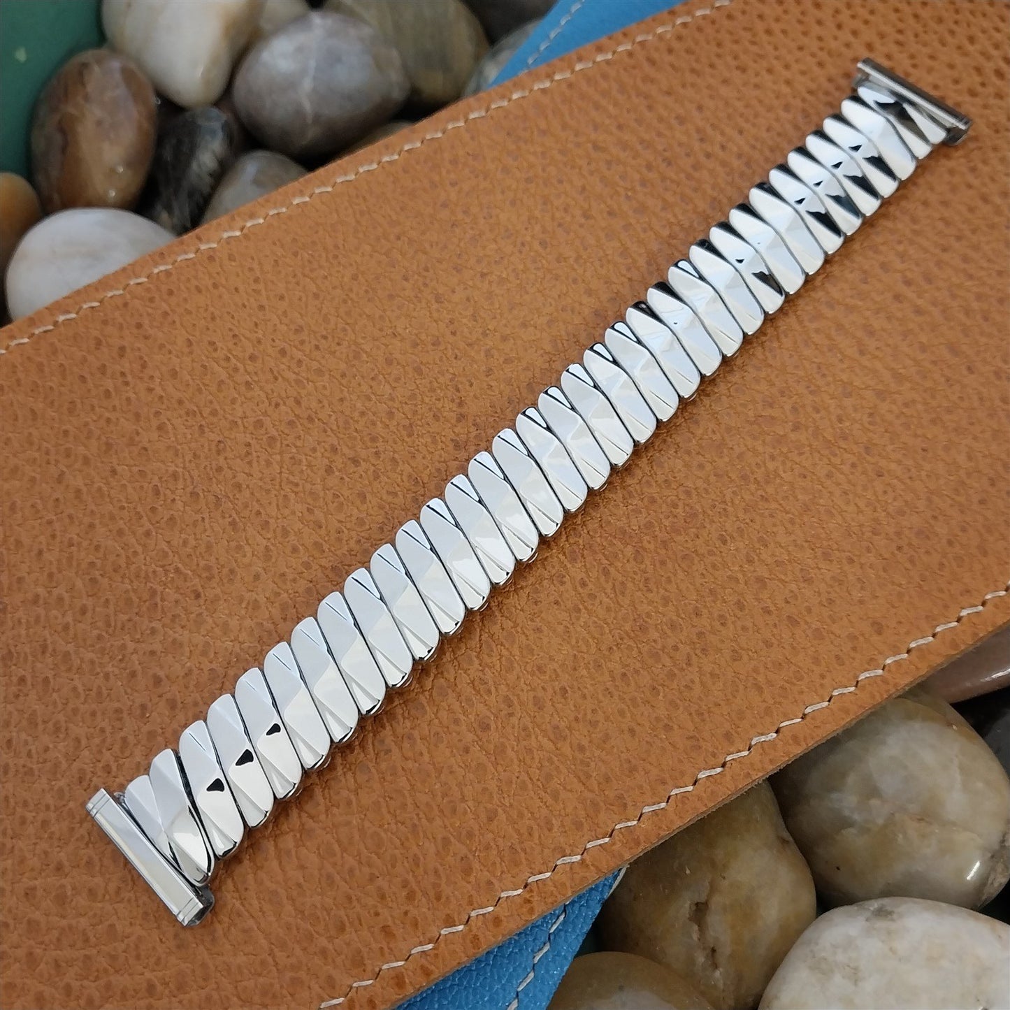 1950s Vintage 16mm 18mm 19mm Bellavance Stainless Stretch Unused Watch Band