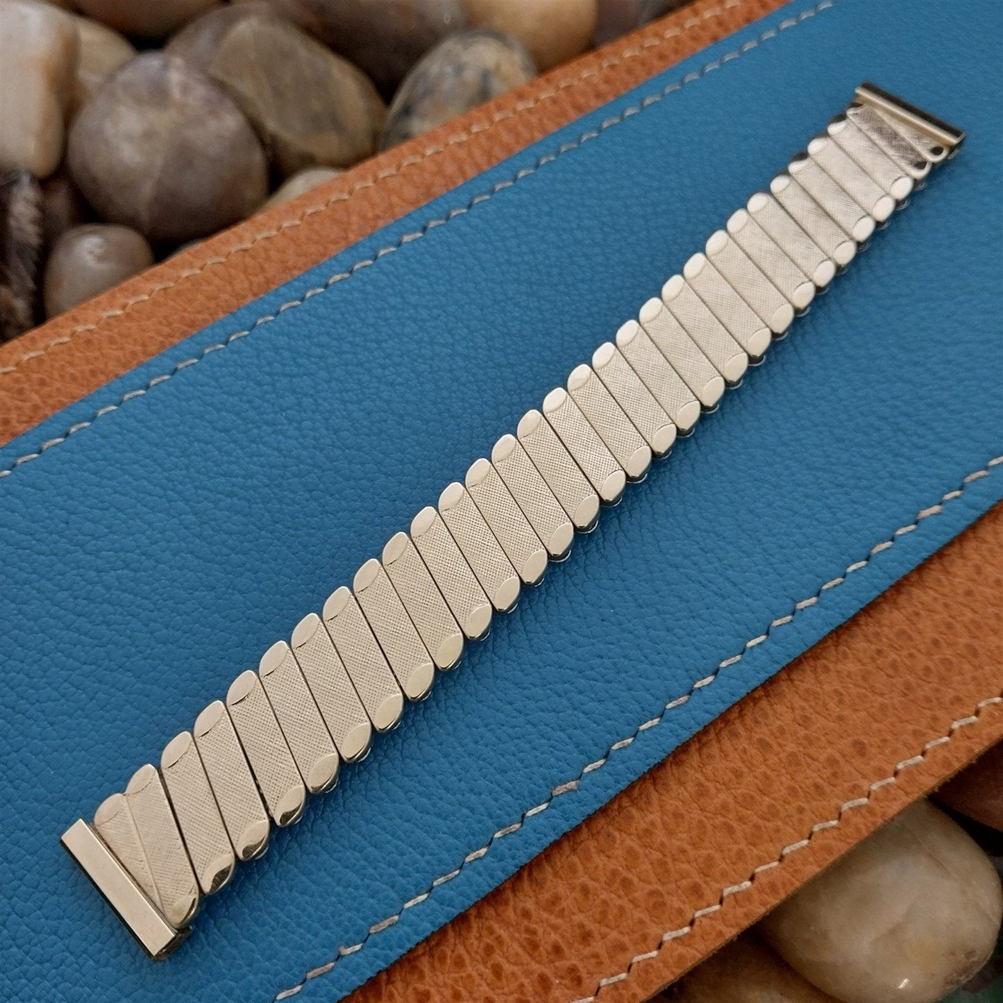 5/8" 10k Gold-Filled Expansion nos Bellavance 1950s Vintage Watch Band