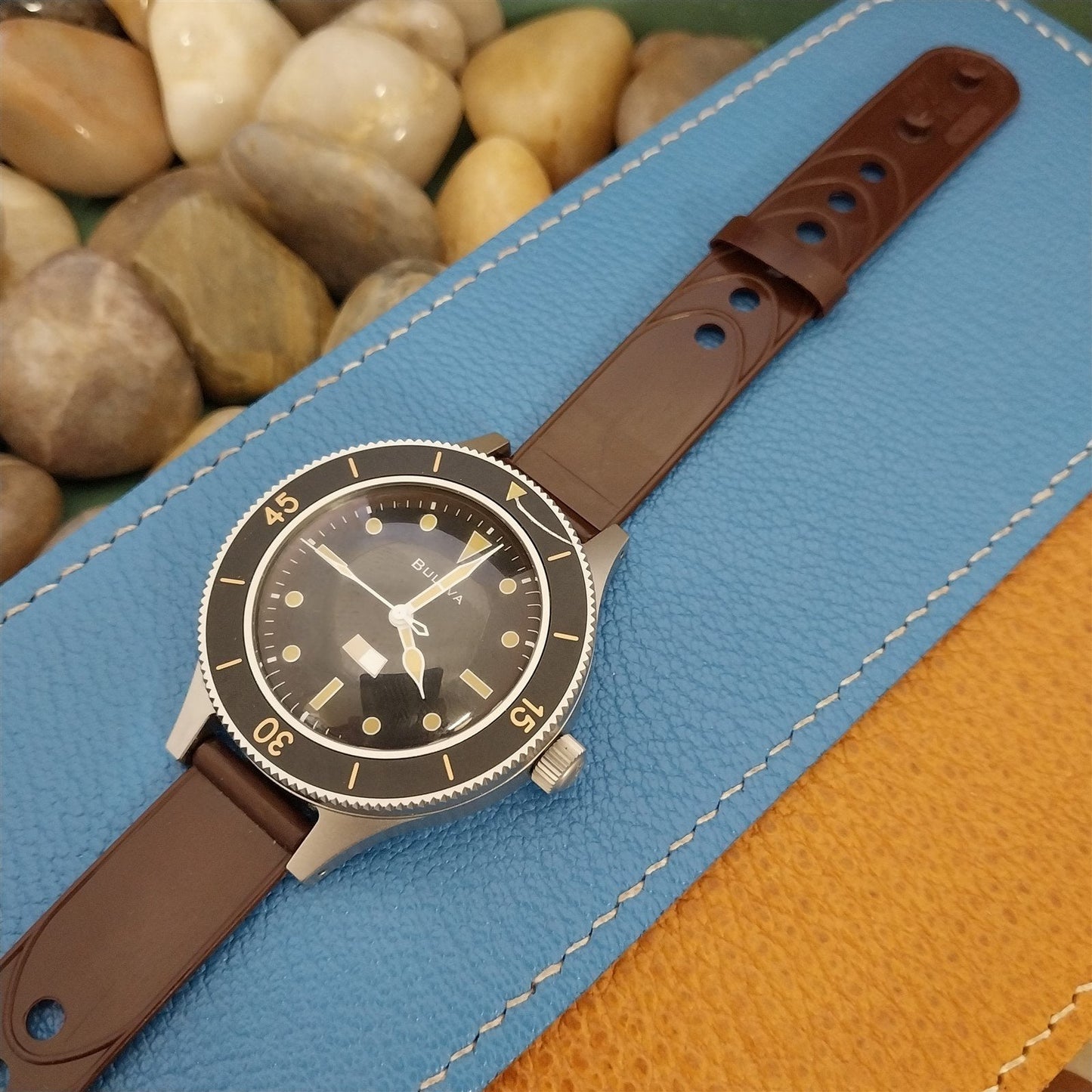 Vintage 5/8" Play Boy Pla-Safe Brown Plastic Unused 1940s Classic Watch Band