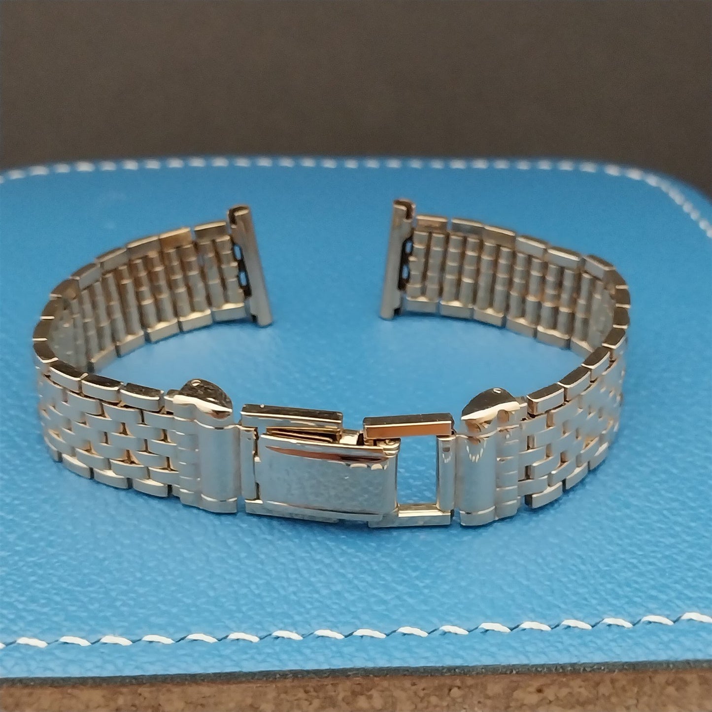 5/8" 12k Yellow Gold-Filled Mesh Kestenmade nos 1940s Unused Vintage Watch Band