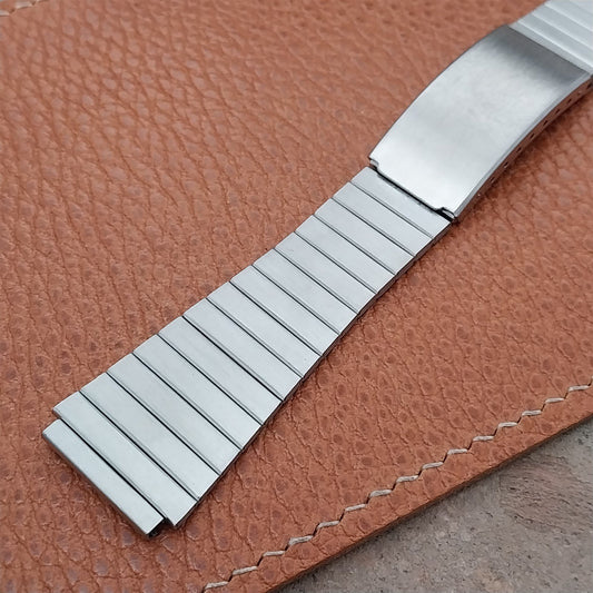 19mm Flared Stainless Steel Bear 1970s Vintage Watch Band