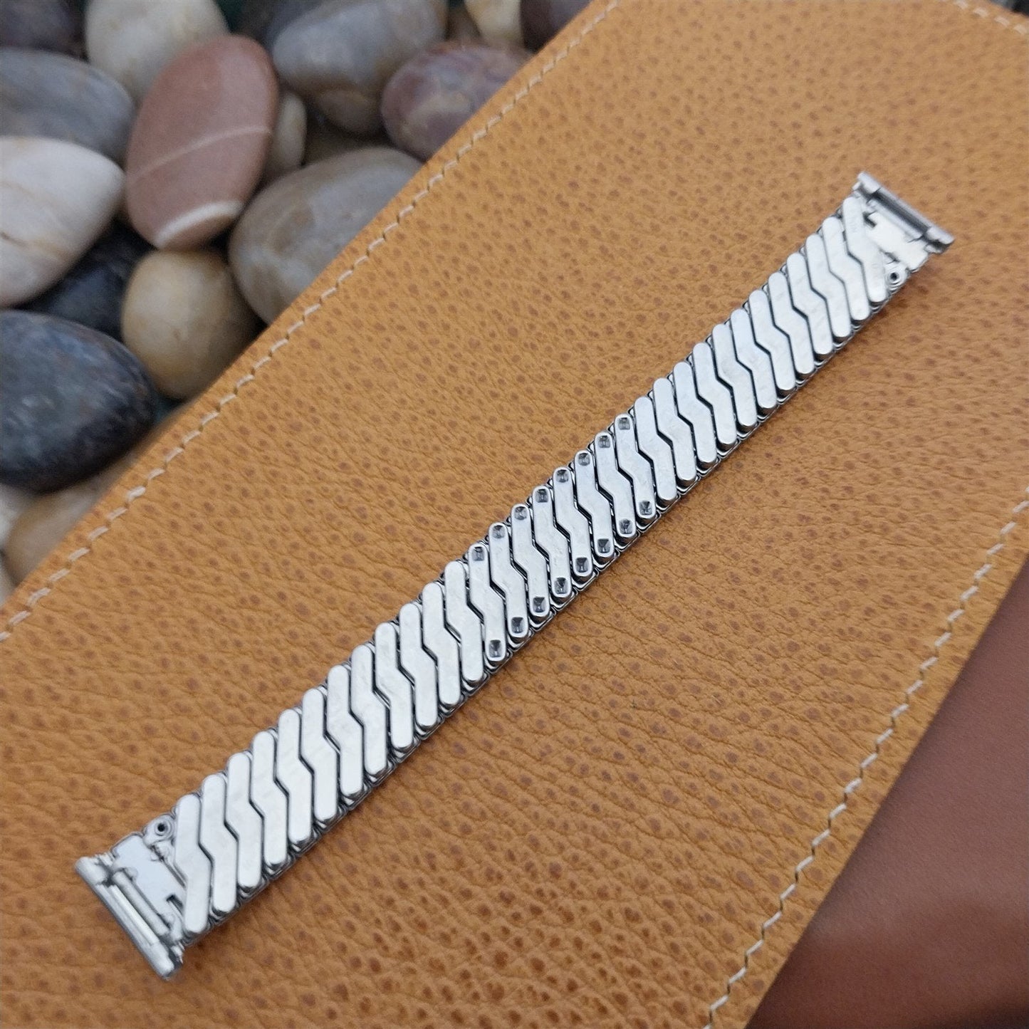 17.2mm 11/16" Eton USA Stainless Steel Expansion Unused 1950s Vintage Watch Band