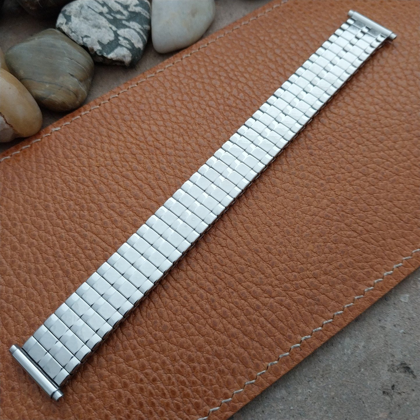 JB Champion Long Stainless Steel Expansion 1970s old-stock Watch Band 16mm-19mm