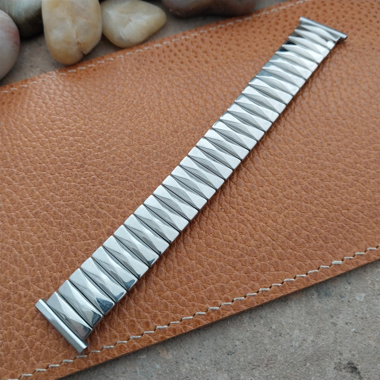 19mm 18mm 16mm 1960s Bellavance Stainless Steel Classic Stretch nos Watch Band