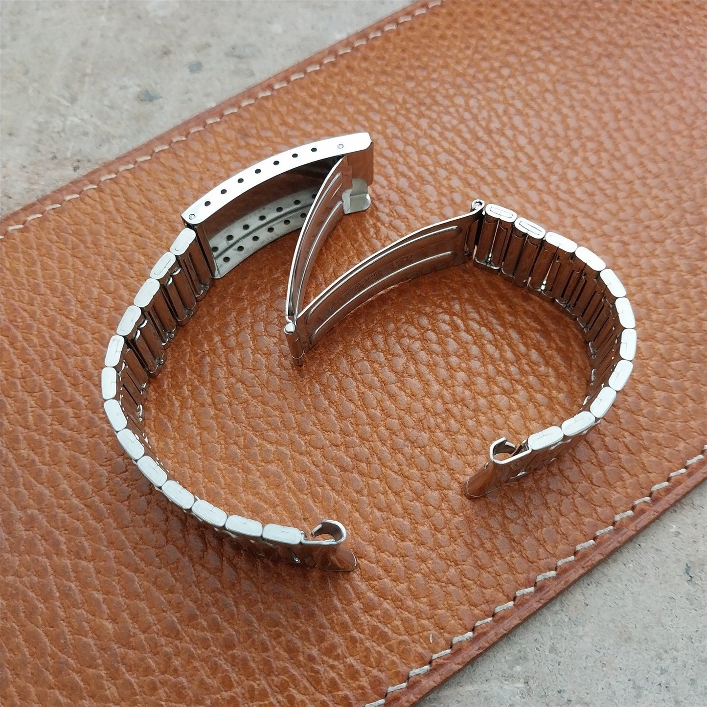 19mm 18mm 17mm Bulova Solid Stainless Steel Unused 1970s Vintage Watch Band