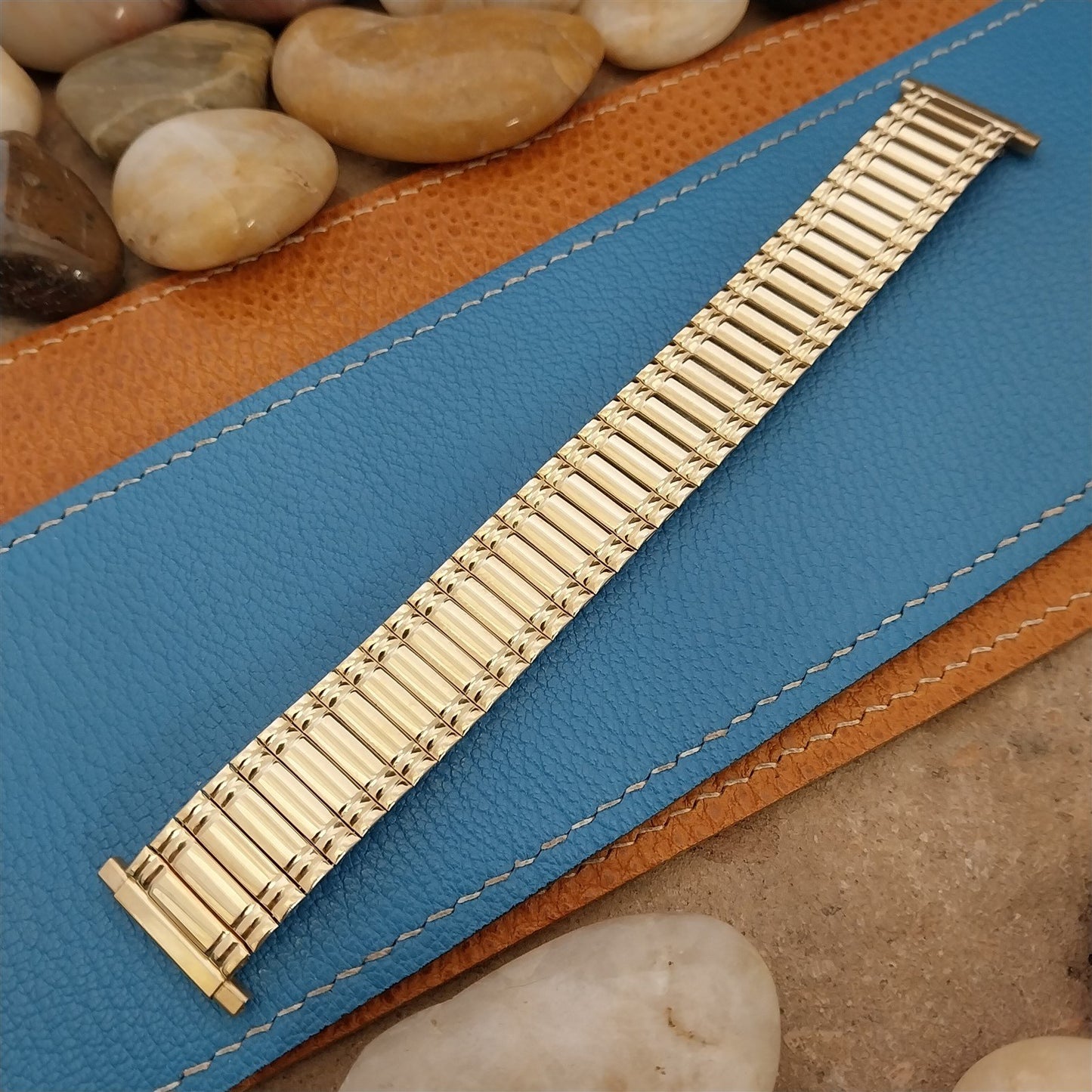 18mm 20mm 22mm Gold-Tone Speidel Twistoflex 1970s Unused Vintage Watch Band