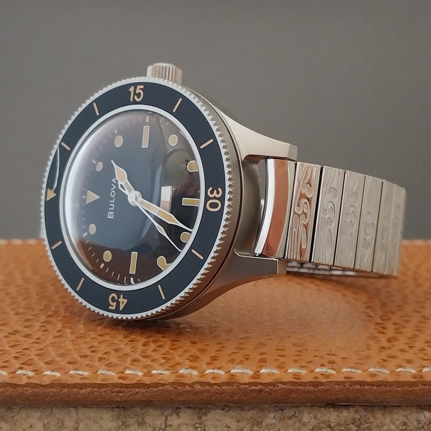 Vintage Bulova 1970s 16mm 18mm 20mm Stainless Steel Classic Stretch Watch Band