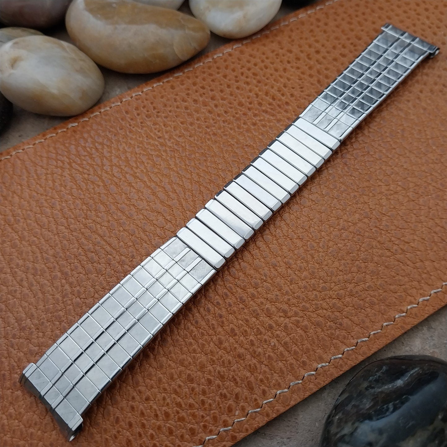 19mm 17mm Stainless Steel Baldwin Unused Classic nos 1970s Vintage Watch Band