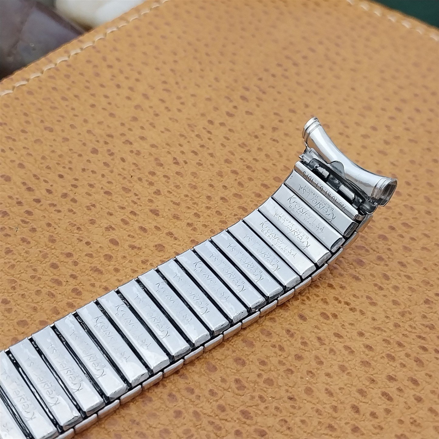 19mm 18mm Kreisler White Gold-Filled DuraFlex 1960s Unused Vintage Watch Band