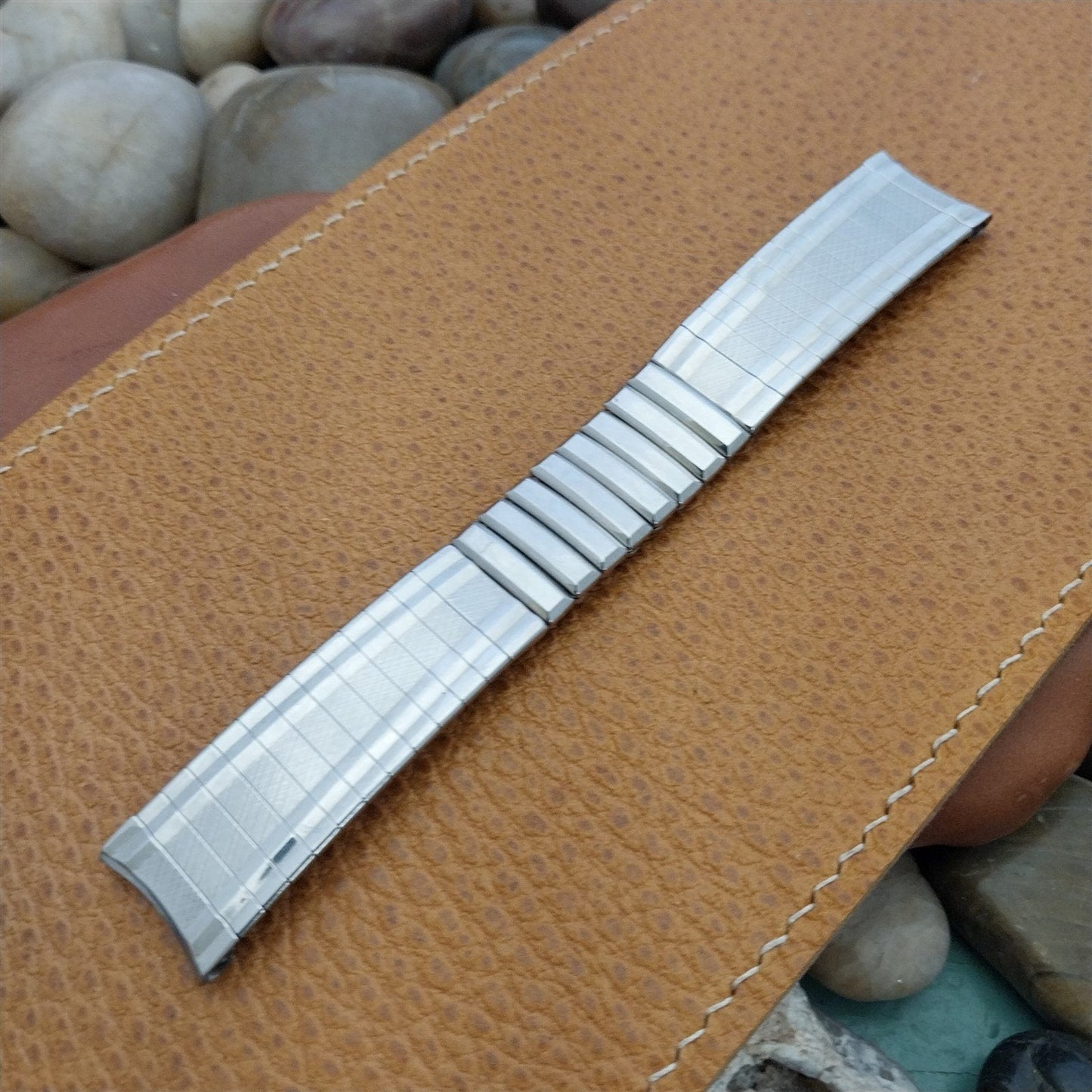 17.2mm Stainless Steel Short Expansion Mid-Century nos 1960s Vintage Watch Band