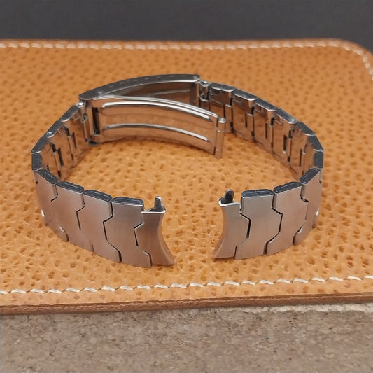 Vintage 17.2mm Stainless Steel Flared Unused nos Classic Watch Band