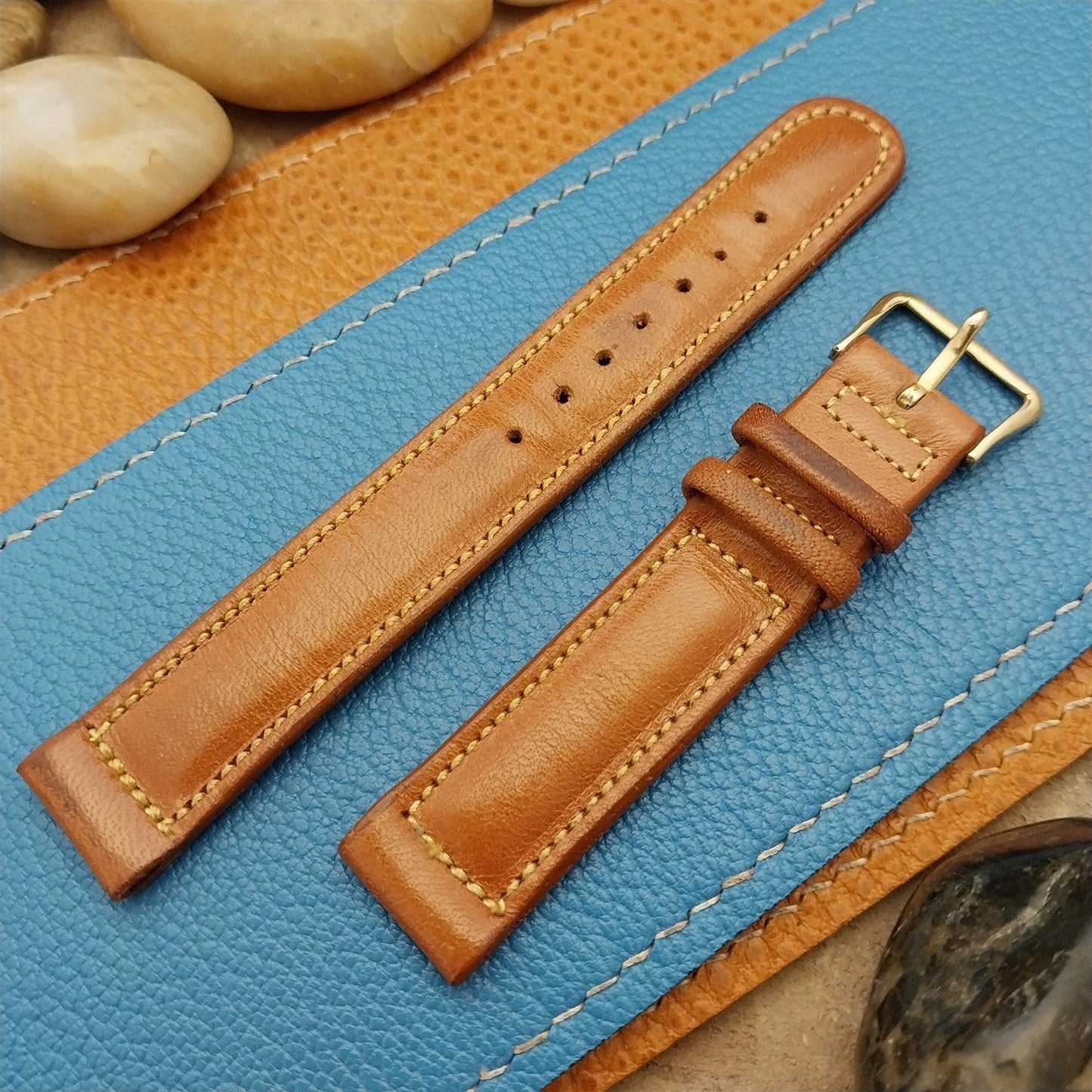 Classic 5/8" Gruen Saddle Leather Unused nos Vintage Watch Band & Logo Buckle