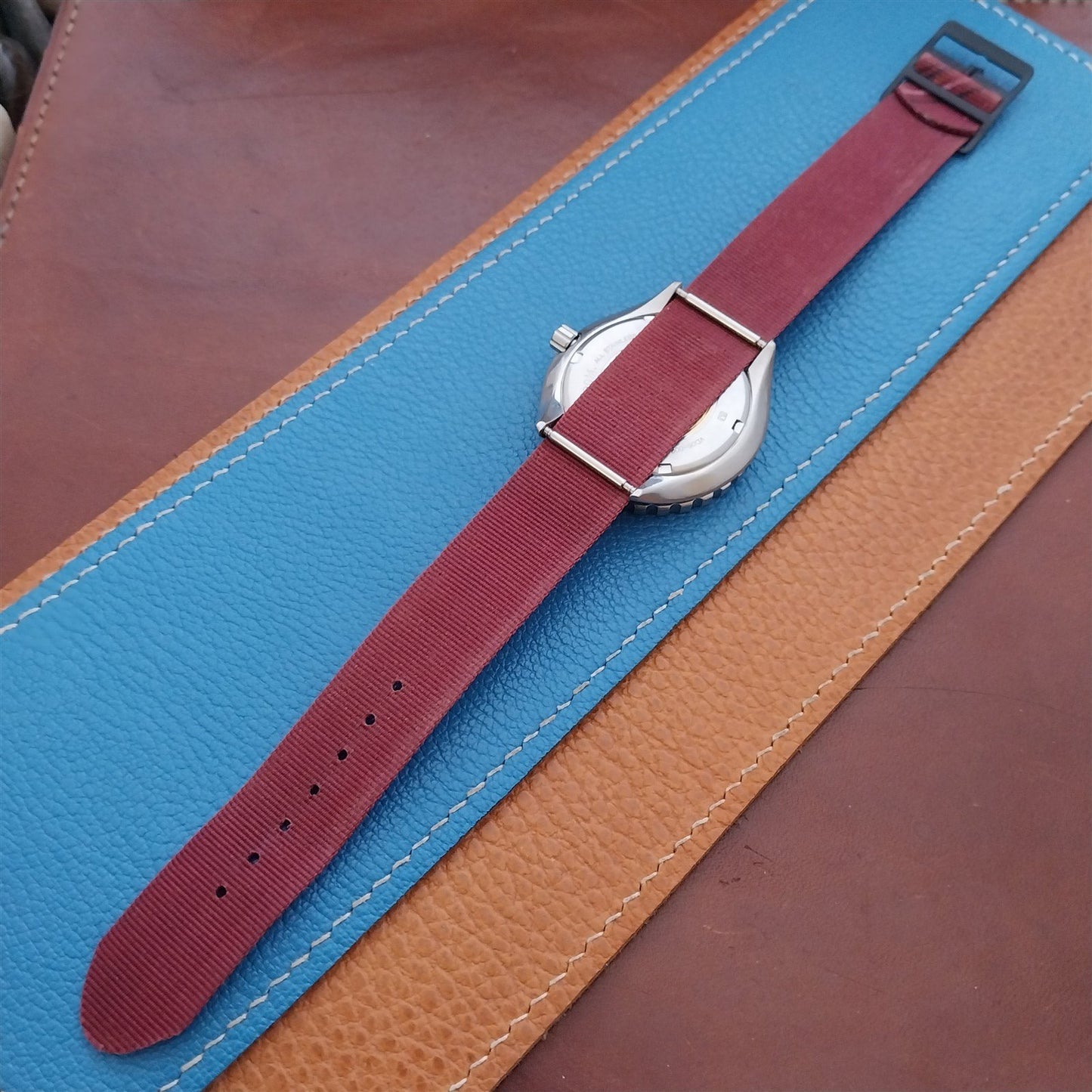 18mm John Weitz Nylon Classic Single Pass Unused 1990s Vintage Watch Strap