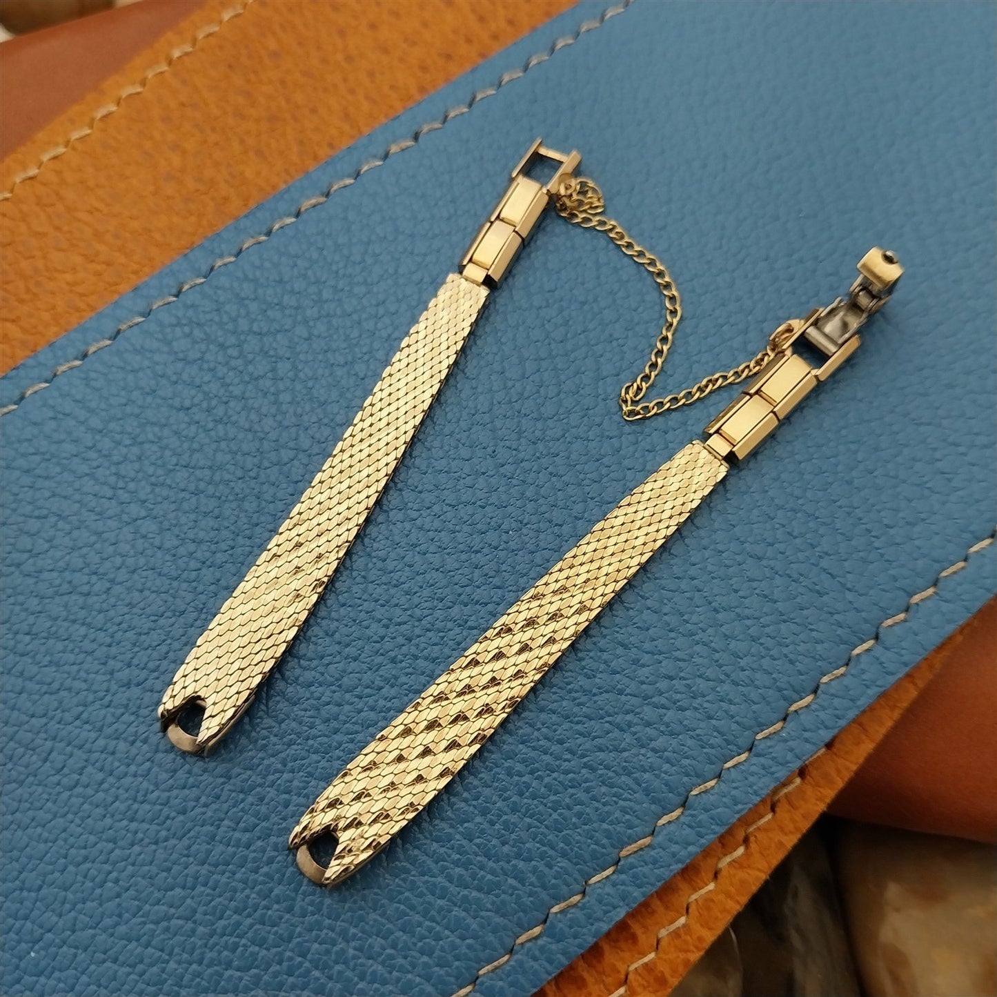 Kreisler Yellow Gold-Fill Ladies Mesh Unused 1960s Vintage Cocktail Watch Band