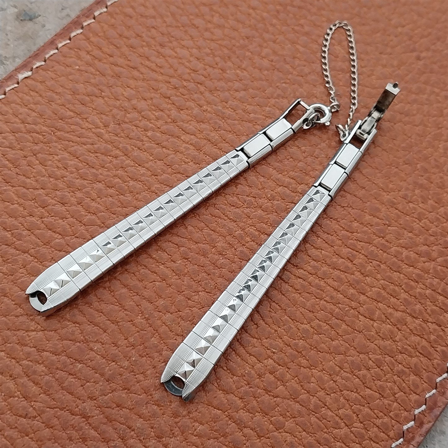 Ladies White Gold-Filled Mira-Flex USA MCM 1950s 1960s Unused Vintage Watch Band