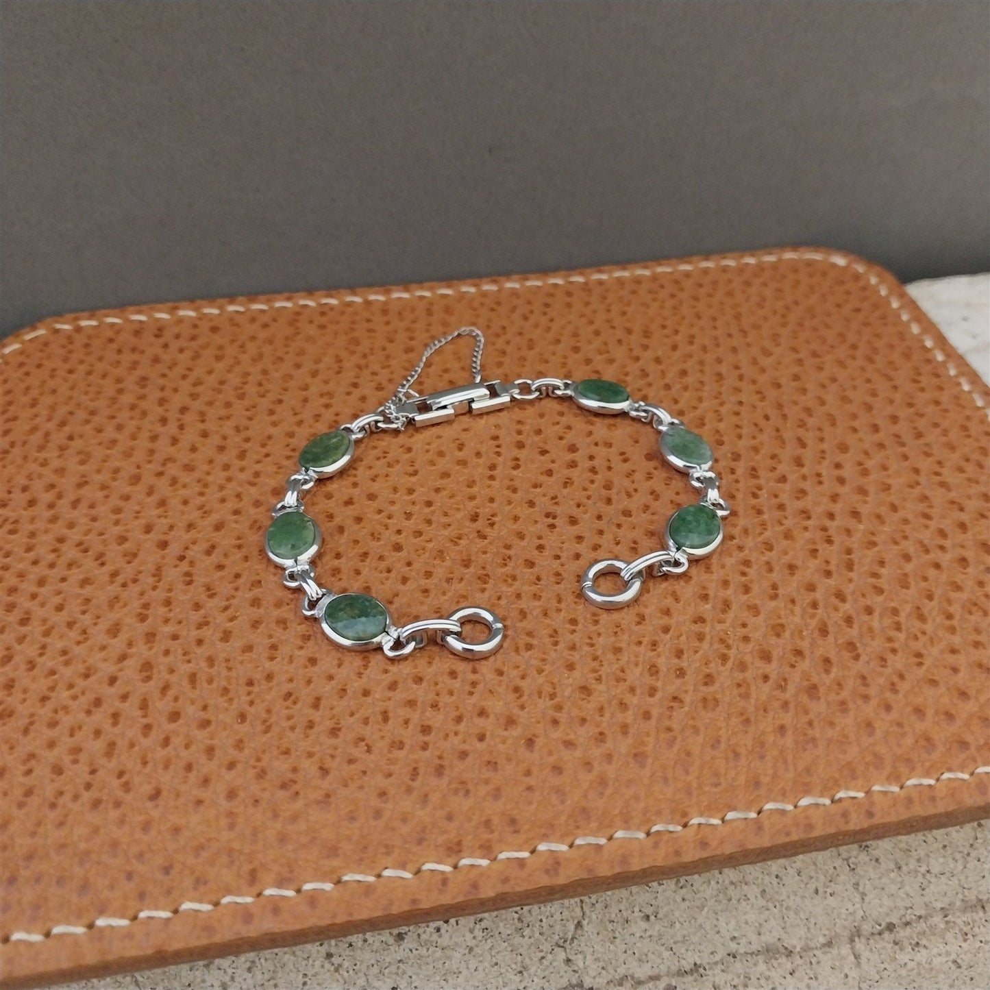 White Gold-Filled Jade Stone Kreisler Unused 1950s-1960s Vintage Watch Band