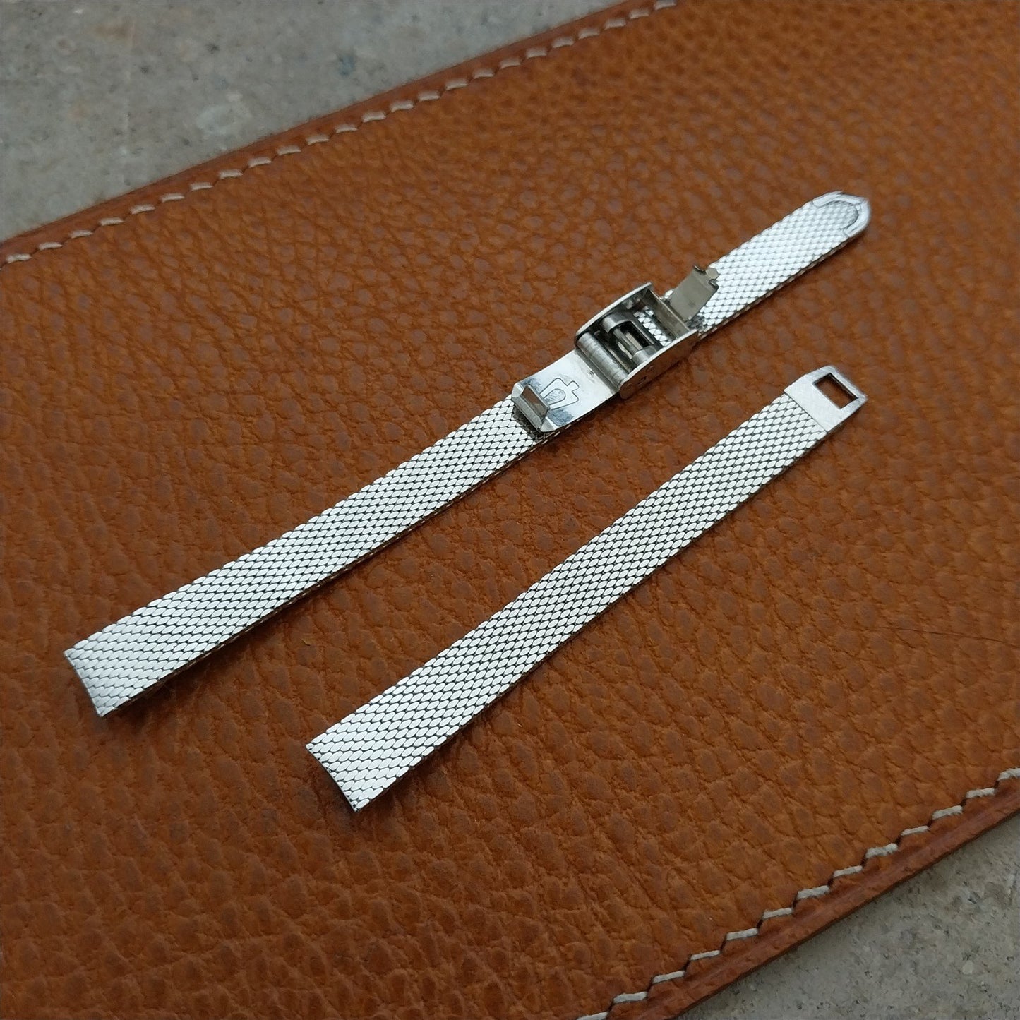 Accutron White Gold-Filled Mesh Ladies Unused 1960s Vintage Watch Band