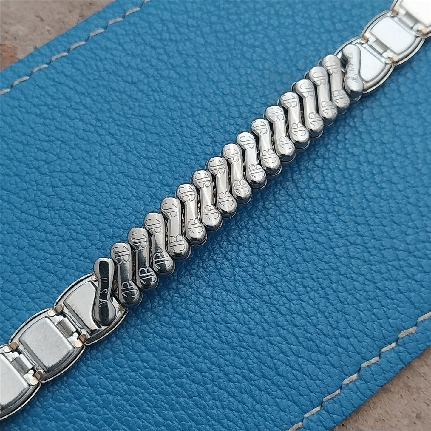 1950s Ladies Gold Filled & Lizard JB Champion Expansion Cocktail Watch Band