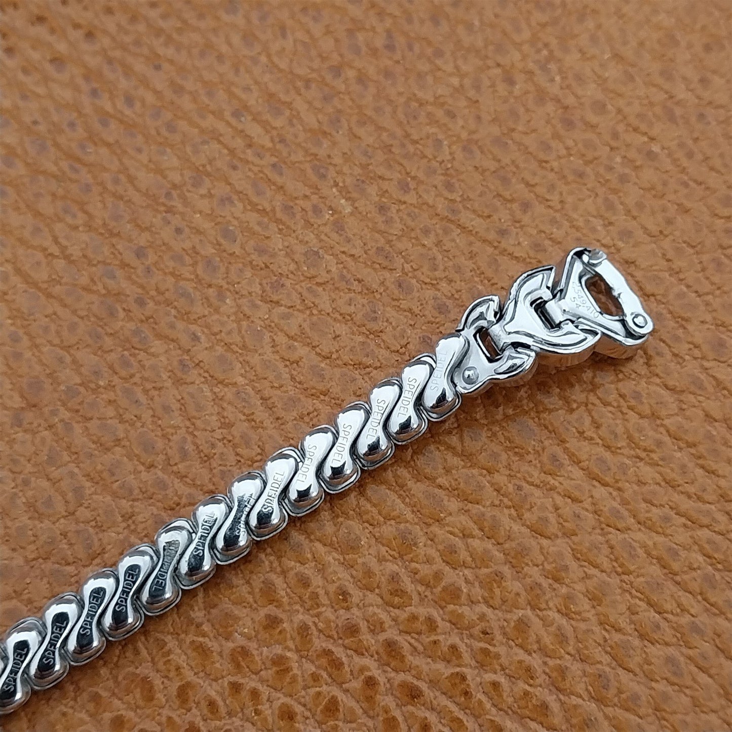 Vintage Ladies White Gold-Fill 1954 Speidel Rain Drop Unused Cocktail Watch Band