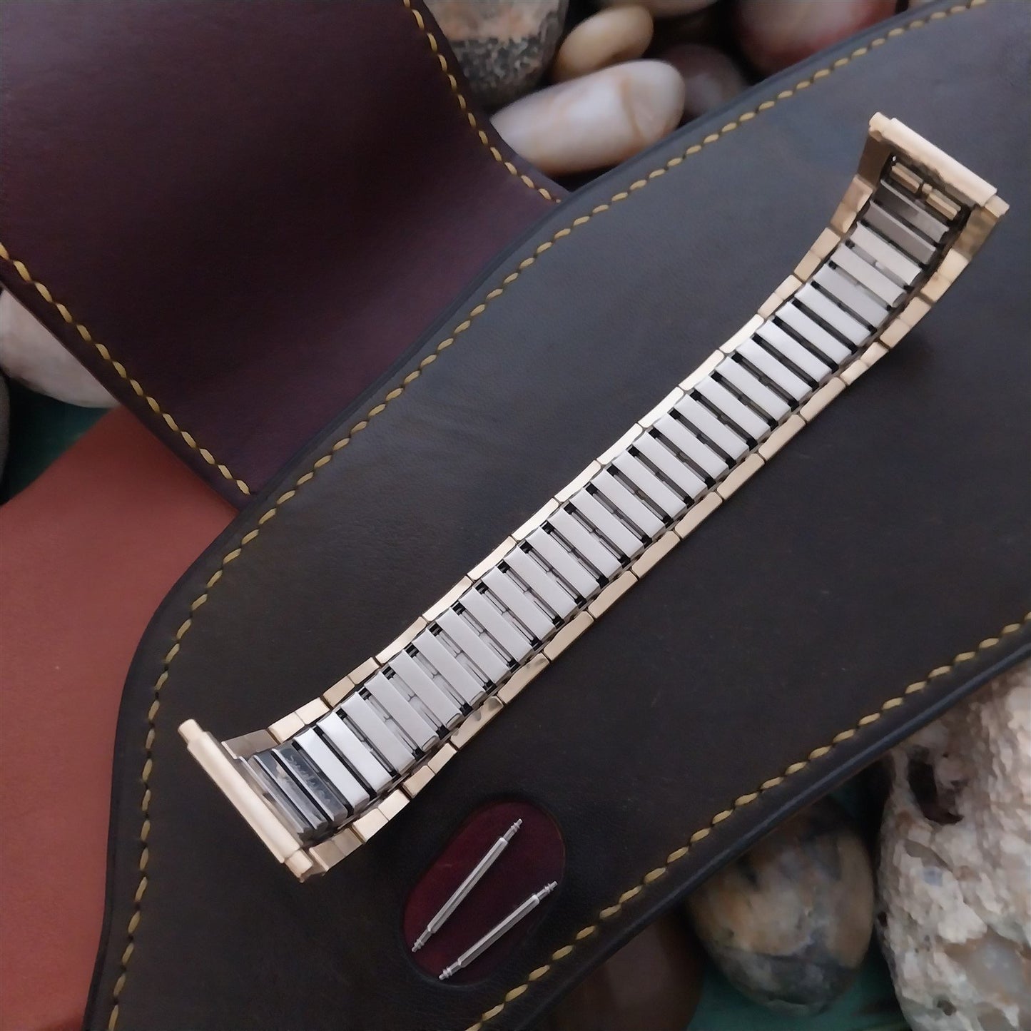 20mm 22mm Speidel Wide Rolled Gold Plate Flared Expansion 80s Unused Watch Band