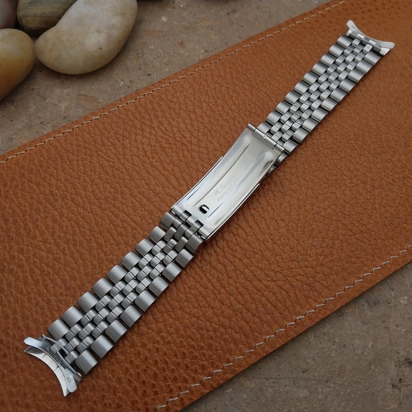 Oval Stainless Steel Unused JB Champion Watch Bracelet & 19mm 49 End Links