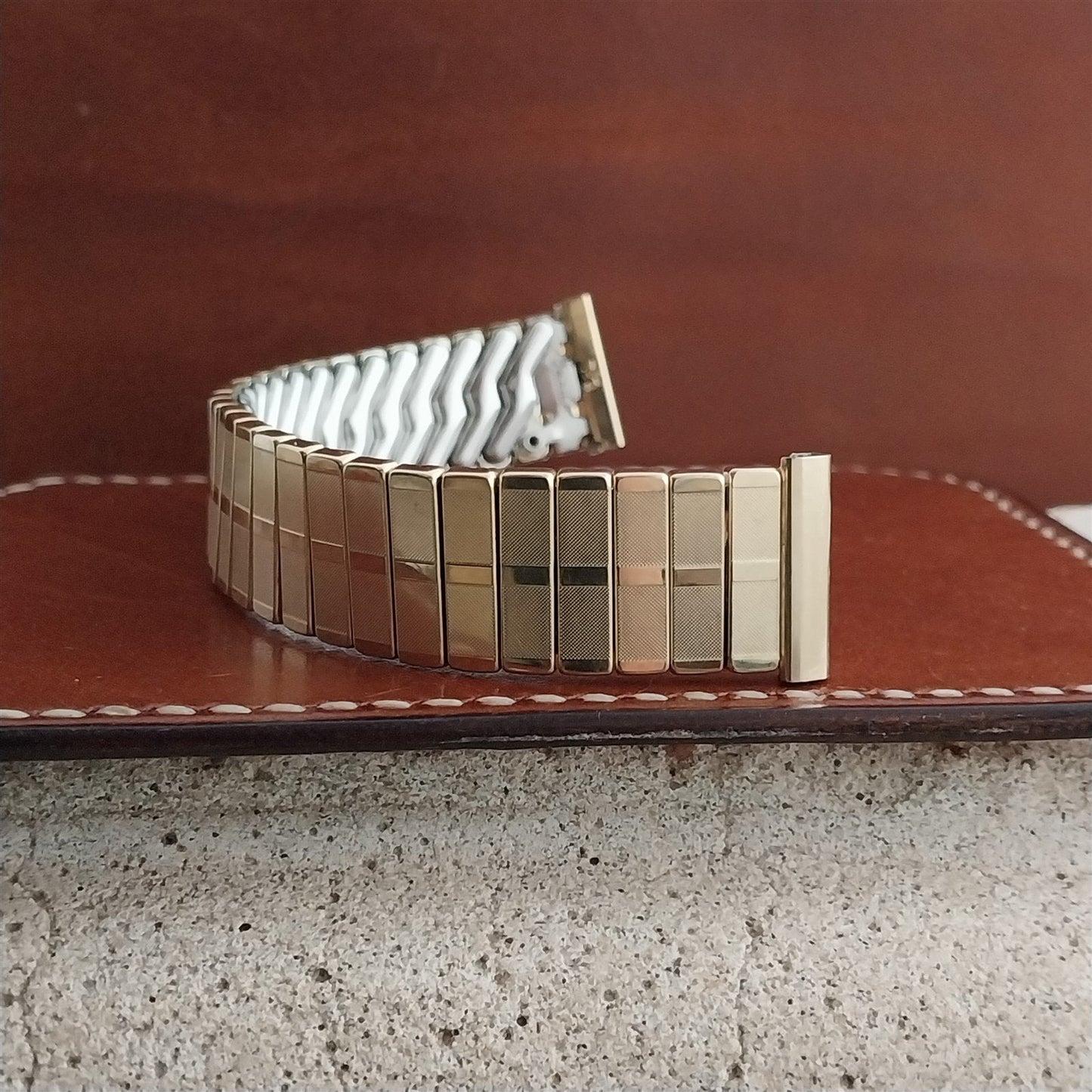 10k Gold-Filled Stretch 17mm 16mm Facile USA Unused 1950s Vintage Watch Band