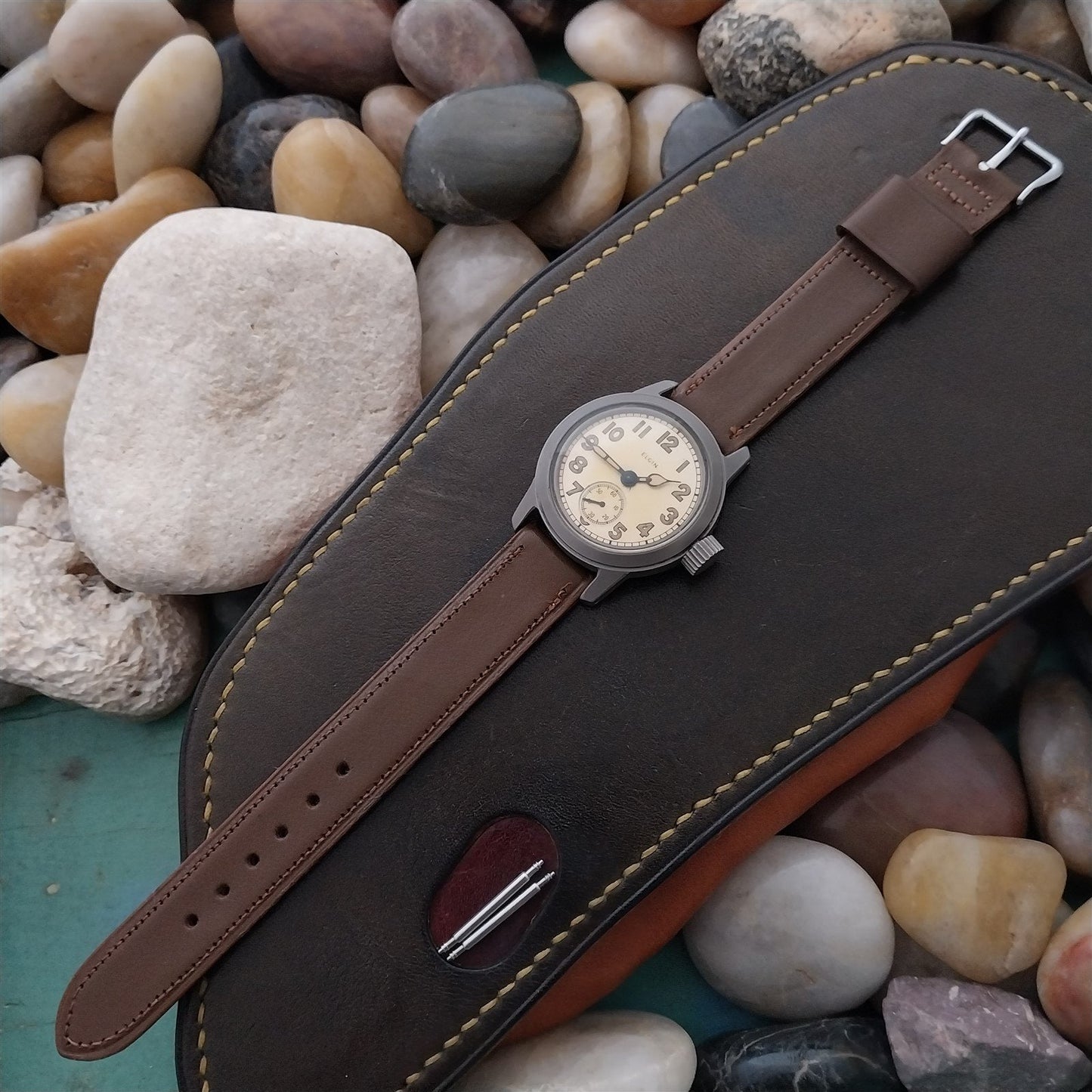 1950s Elgin Logo Buckle & 5/8" Calfskin Classic Unused nos Vintage Watch Band