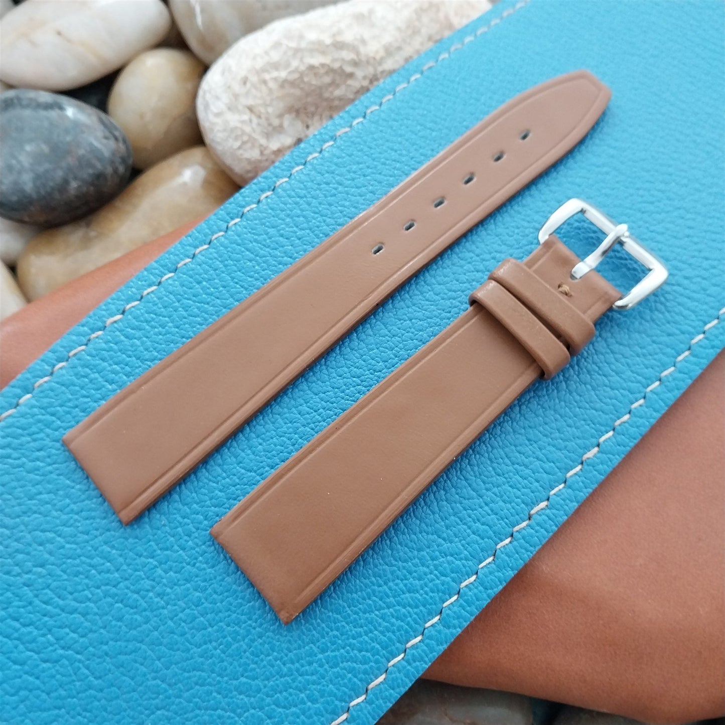 1960s 18mm Tan Leather Classic Tapered 2-Keeper Unused Vintage Watch Strap