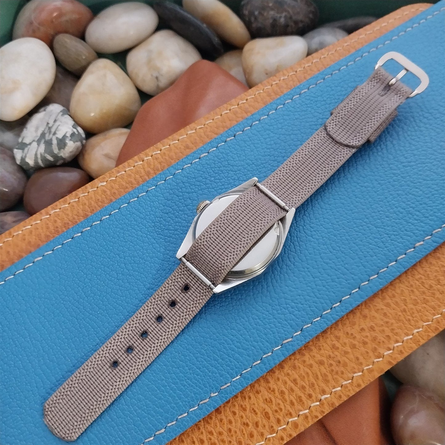 Vintage 15mm Gray Ribbed Nylon Single-Pass Short nos 1950s Classic Watch Band