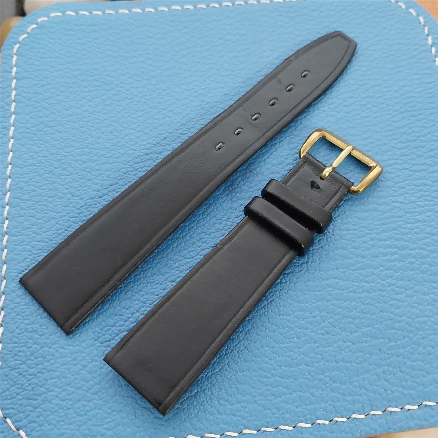 1960s 18mm Black Leather Classic Tapered 2-Keeper Unused Vintage Watch Strap