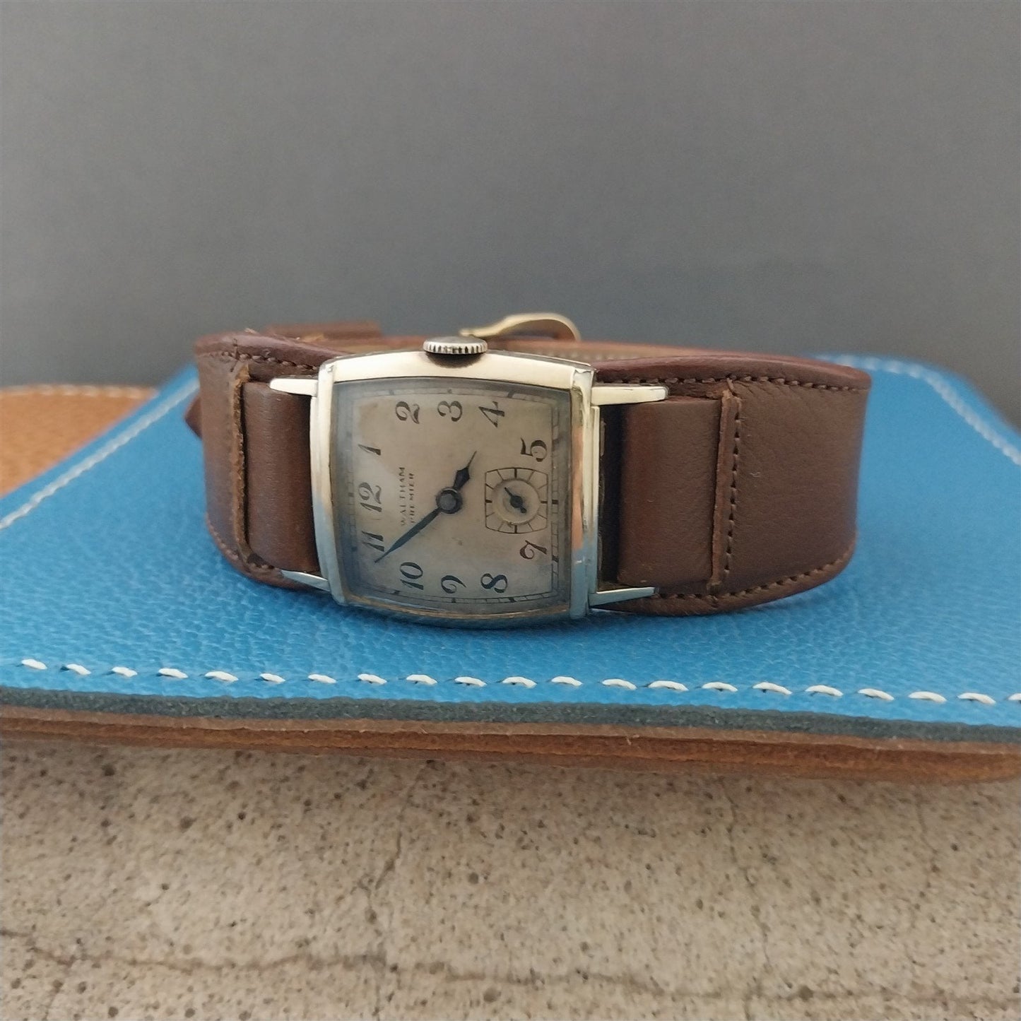 16mm Vintage Brown Calfskin Leather Short Classic Cuff 1950s Unused Watch Band
