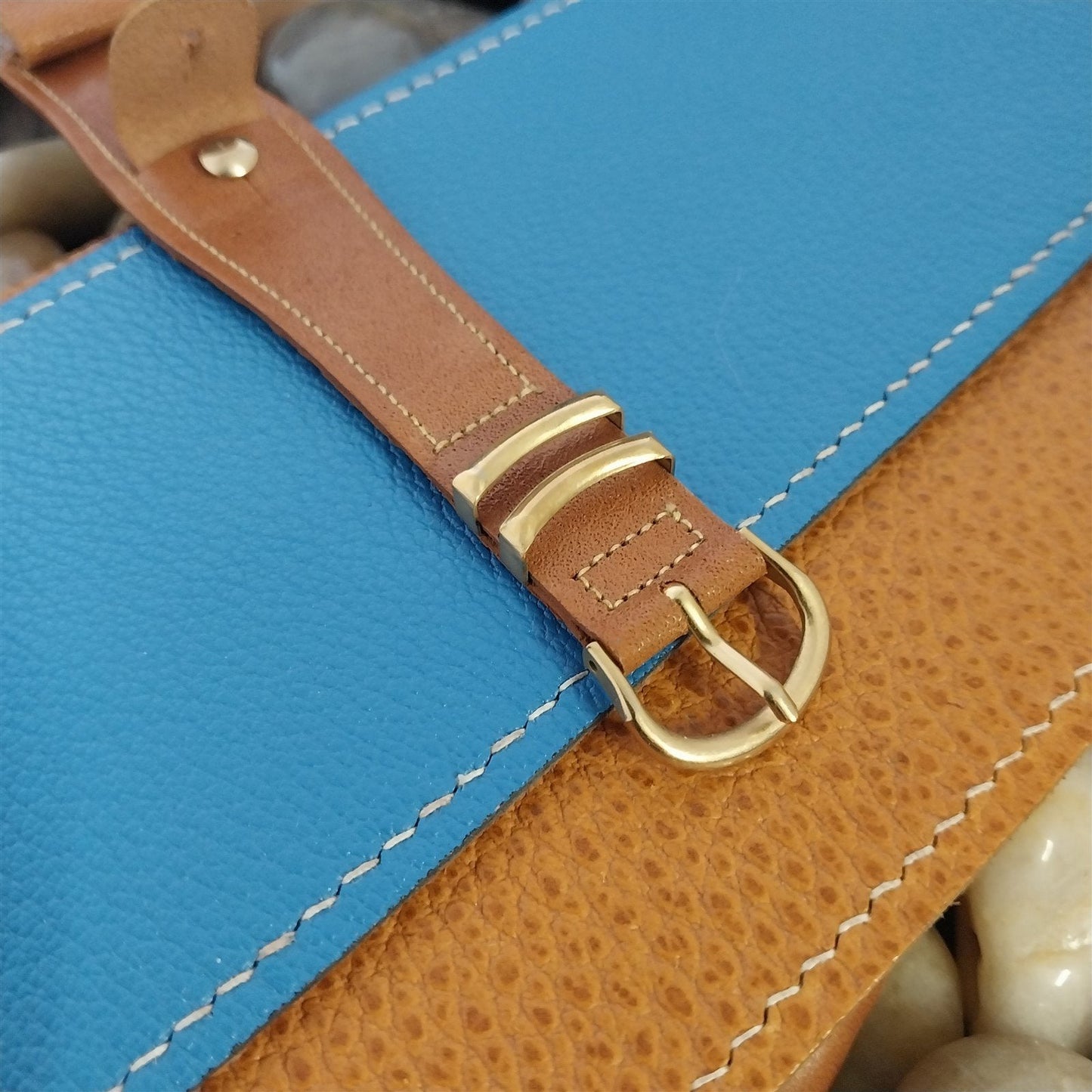 16mm Vintage Pigskin Leather Wire Lug One-Piece Classic 1950s Unused Watch Band