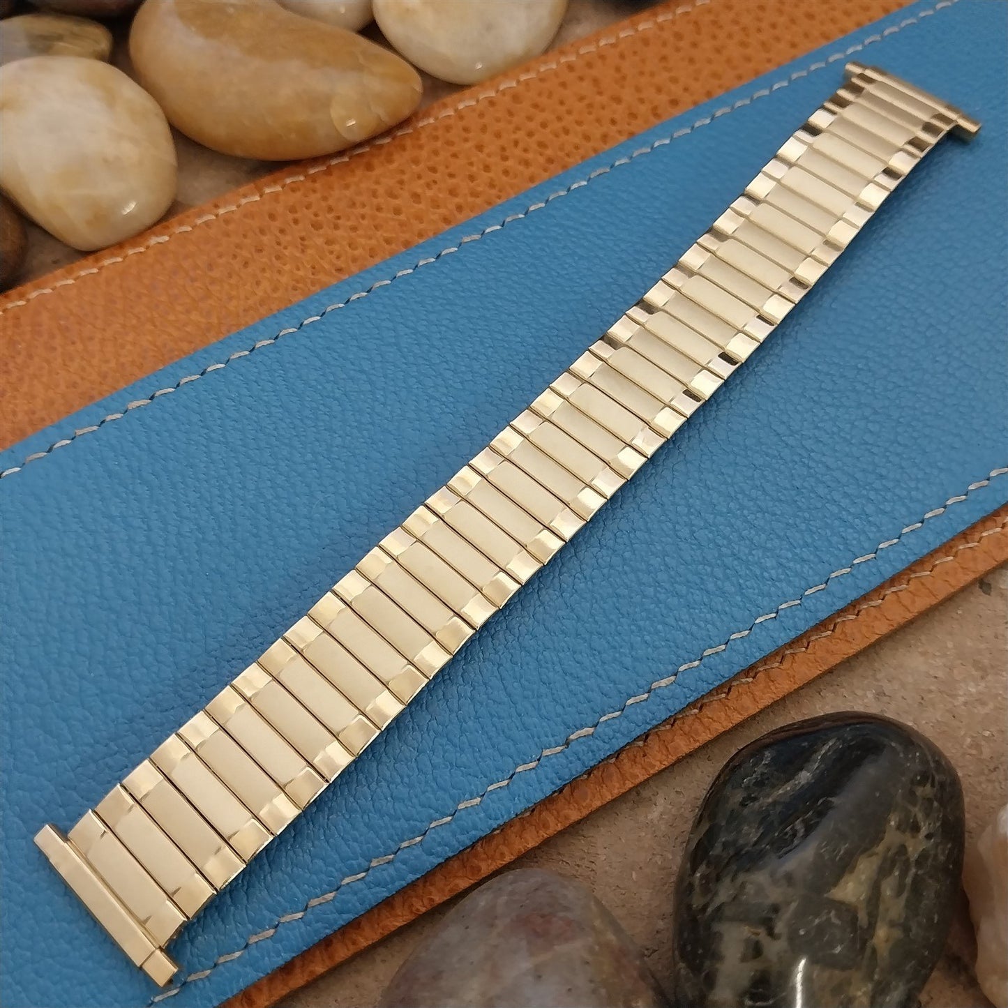 20mm 18mm Speidel Radial Yellow Gold-Tone Wide nos Long 1970s Vintage Watch Band