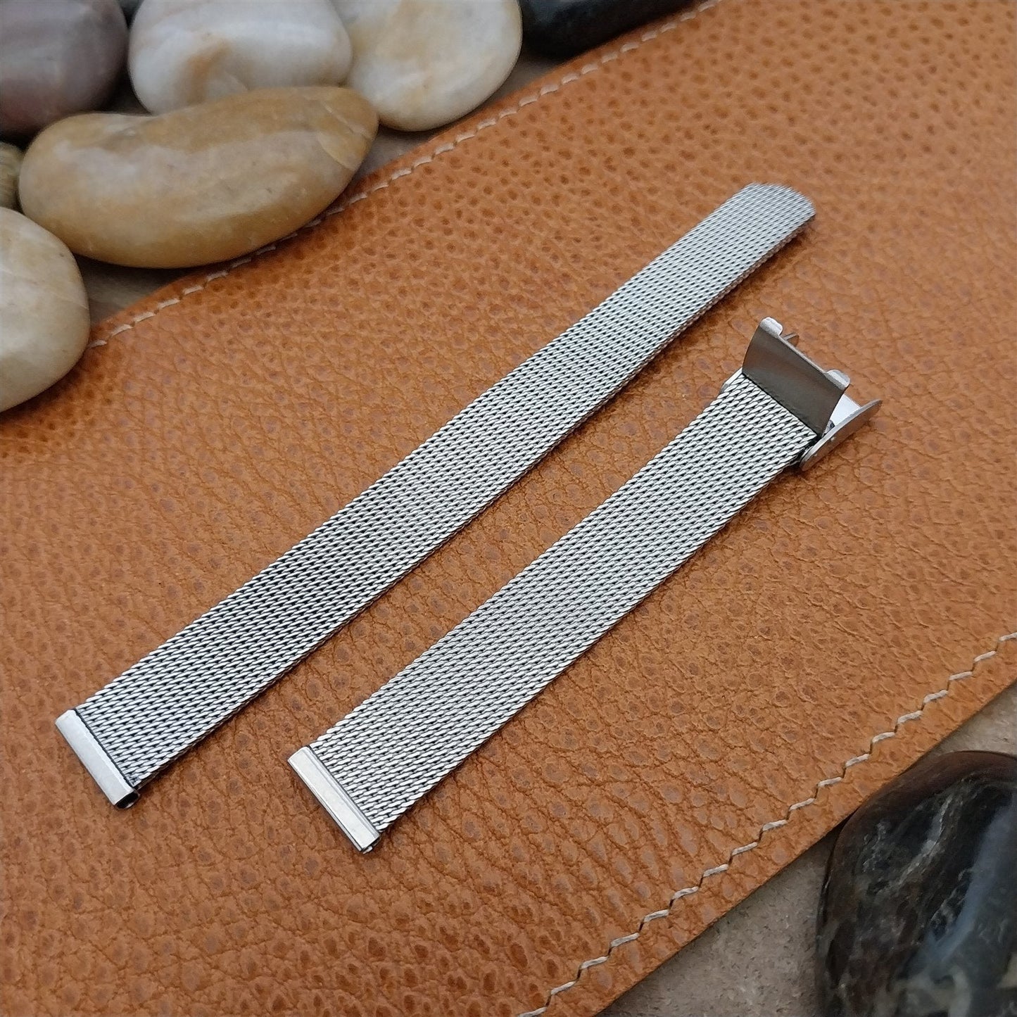 Bear Womens Stainless Steel Mesh 1/2" nos 1960s-1970s Vintage Watch Band